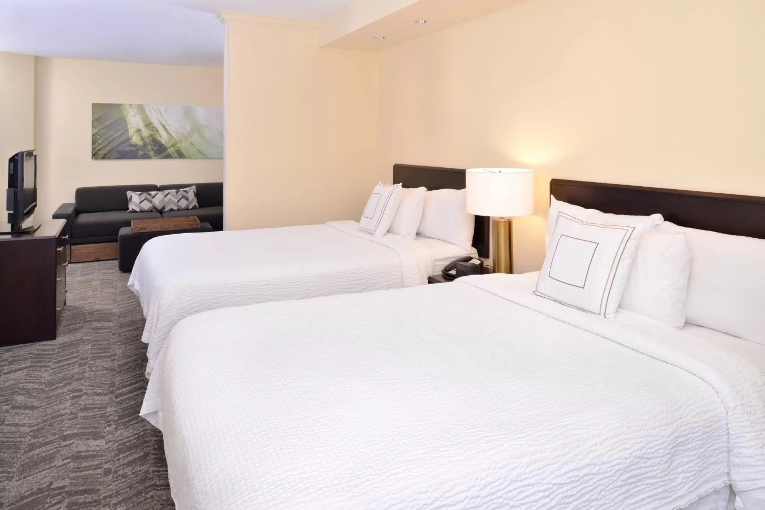 Bedroom, Bed in SpringHill Suites by Marriott Corona Riverside