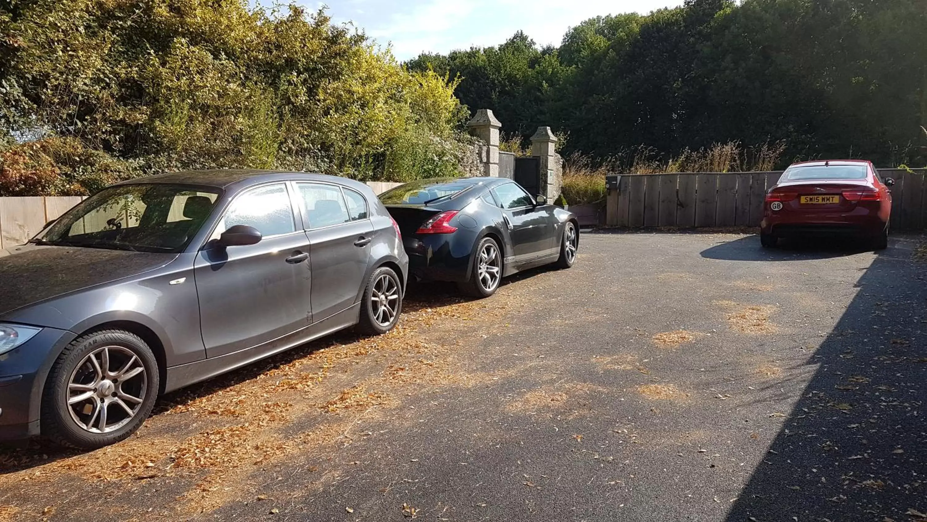 Parking in Le Manoir de la Bigotière