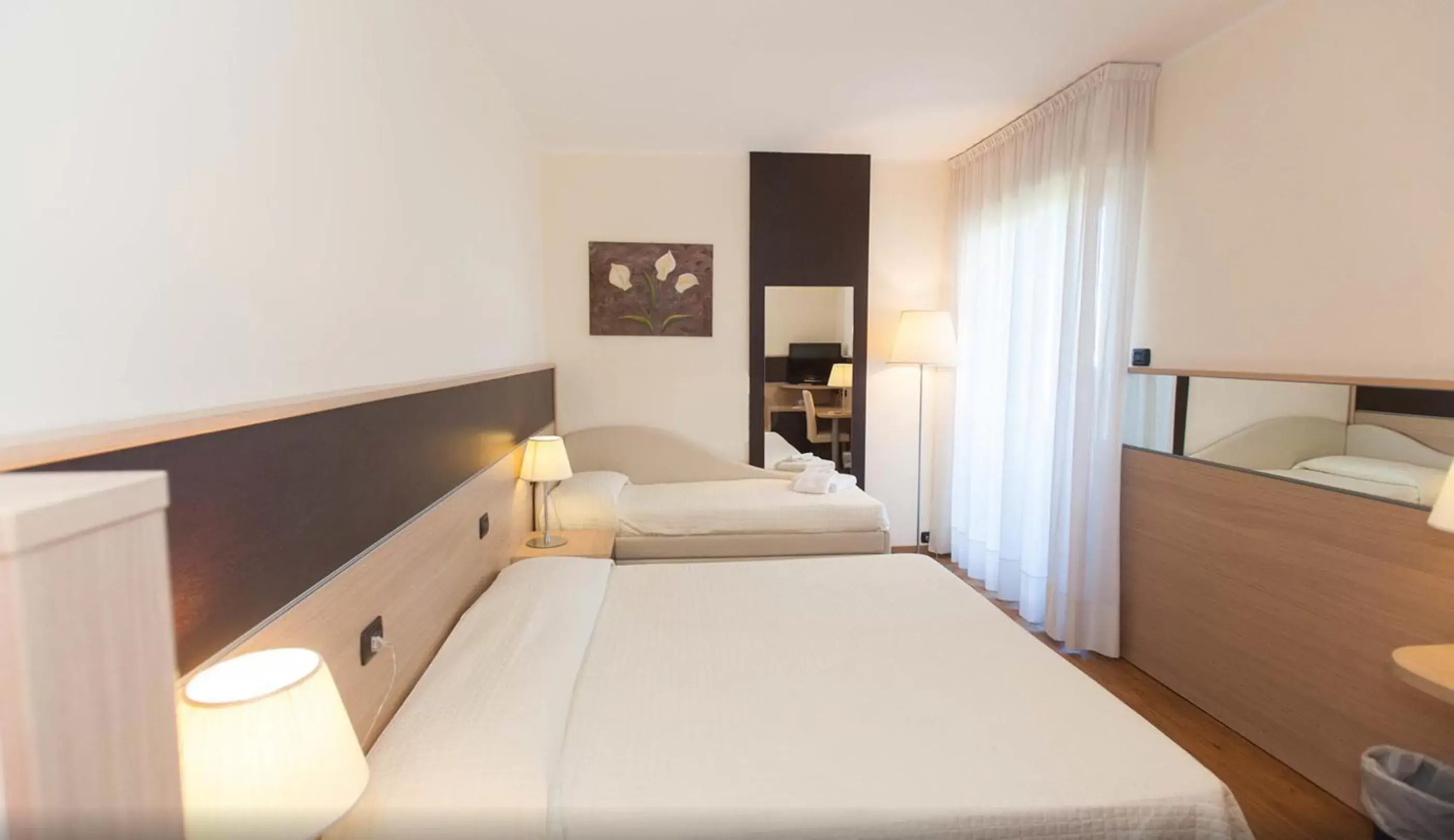 Triple Room in Hotel Augustus Triple Room in Hotel Augustus