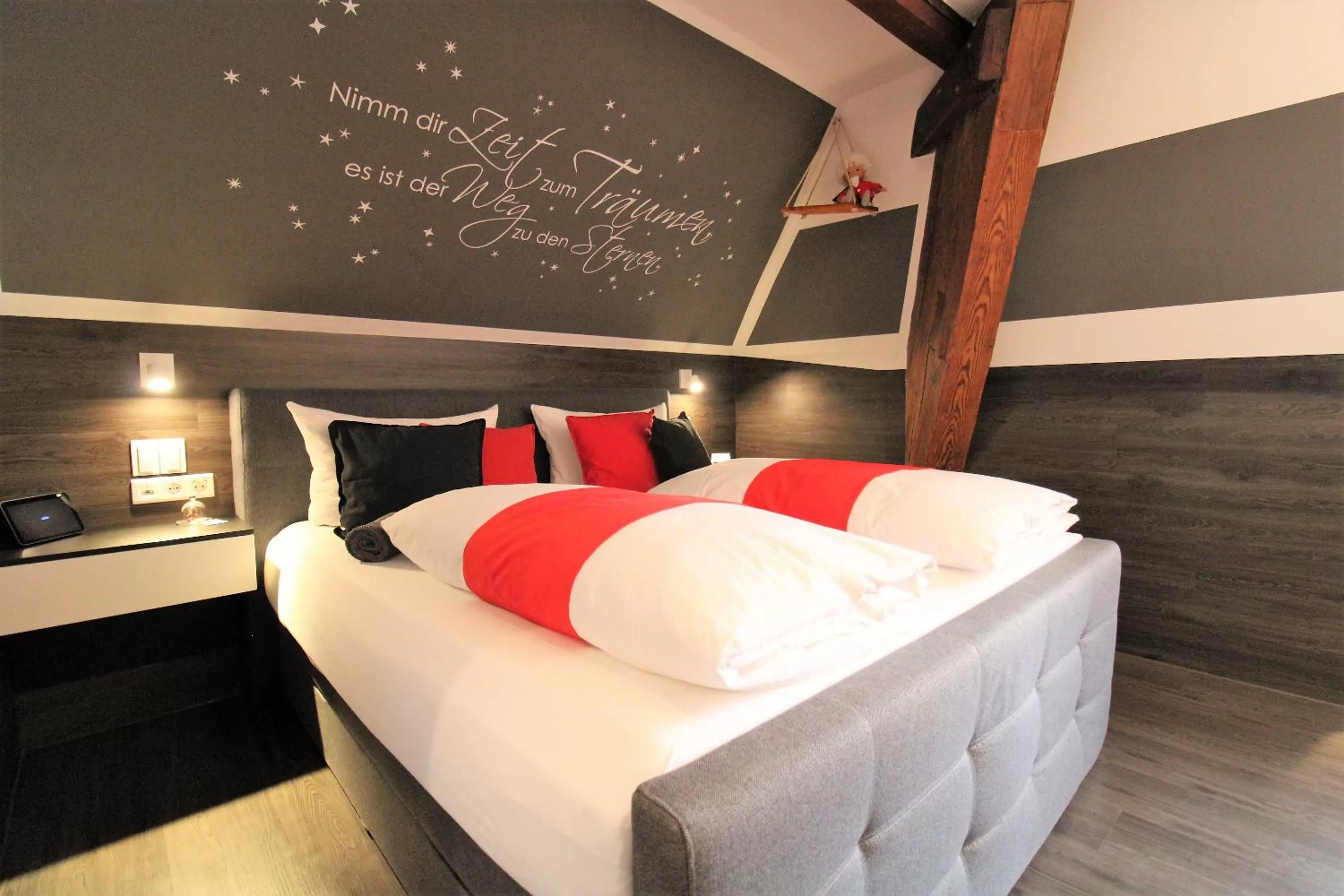 Bed in MY HOME Hotel Lamm Rottweil "Smart Home"