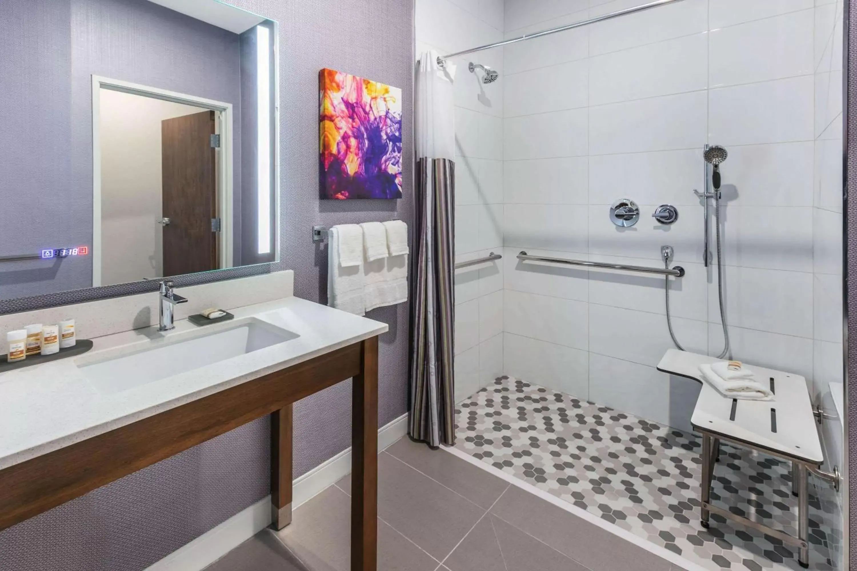 Shower, Bathroom in La Quinta Inn & Suites by Wyndham Lewisville