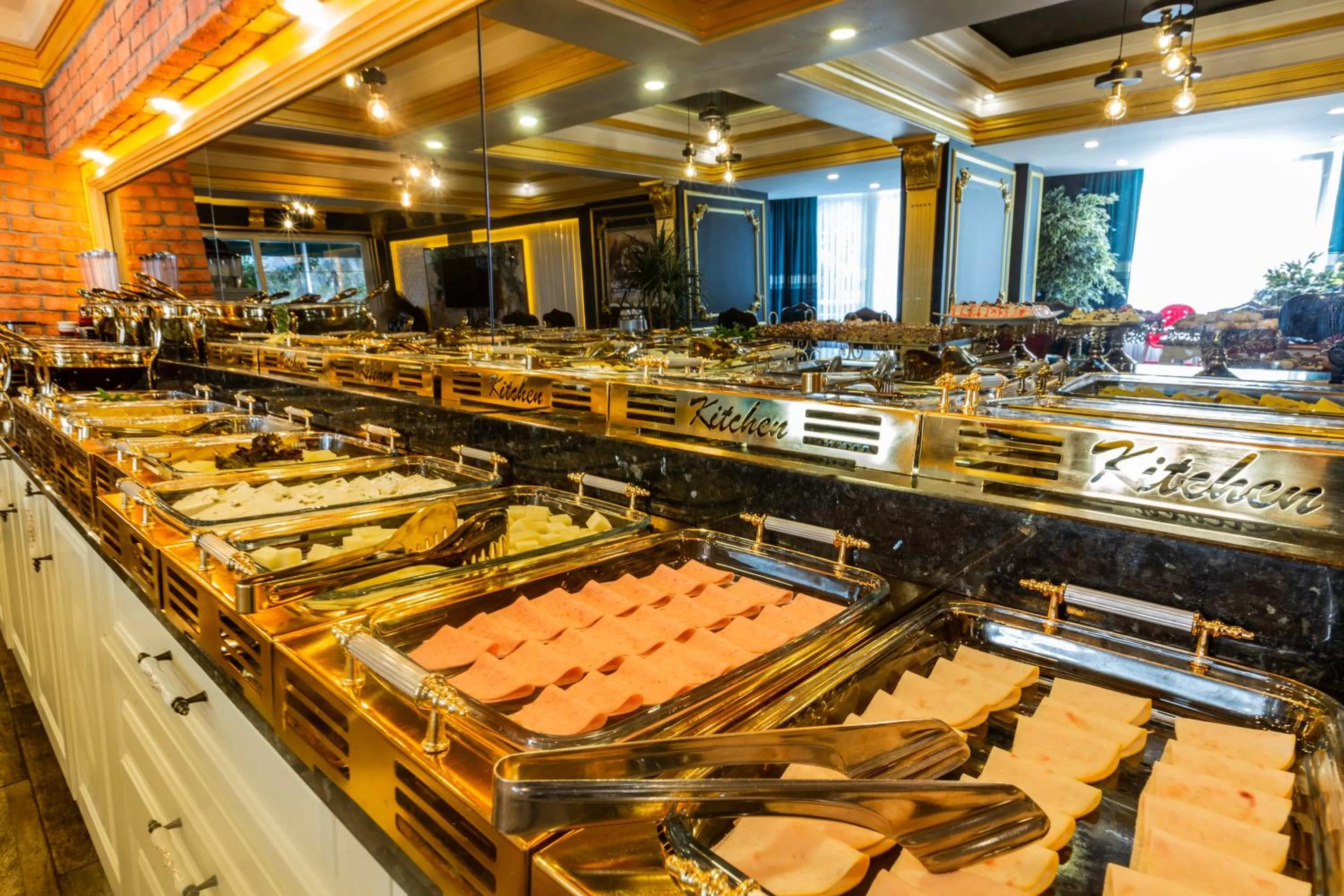 Restaurant/places to eat in Andalouse Otel