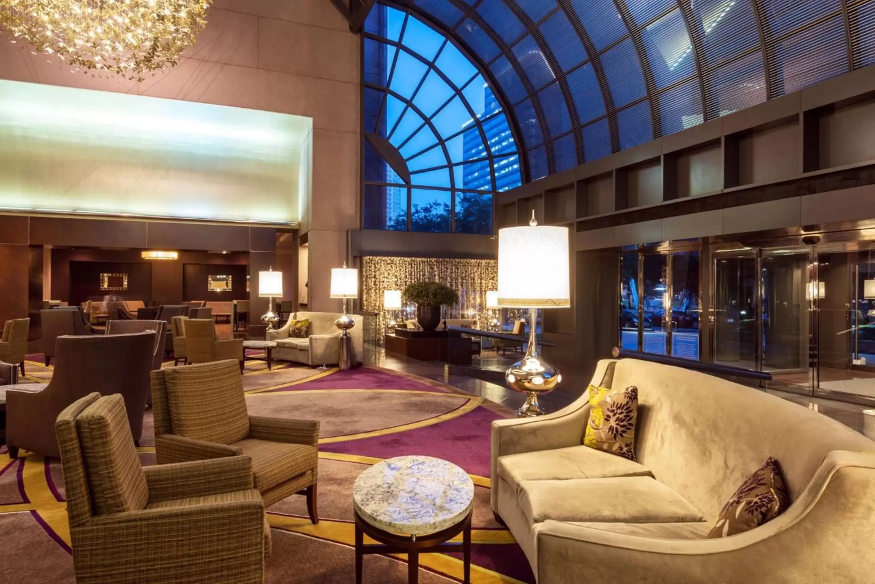 Lobby or reception, Lounge/Bar in Hilton Houston Post Oak by the Galleria