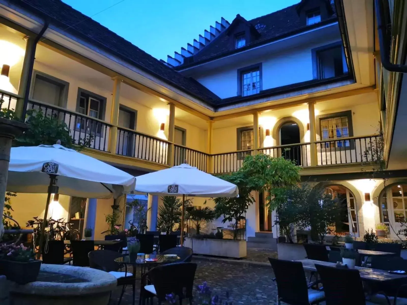 Patio, Restaurant/Places to Eat in Gasthof zur Waag