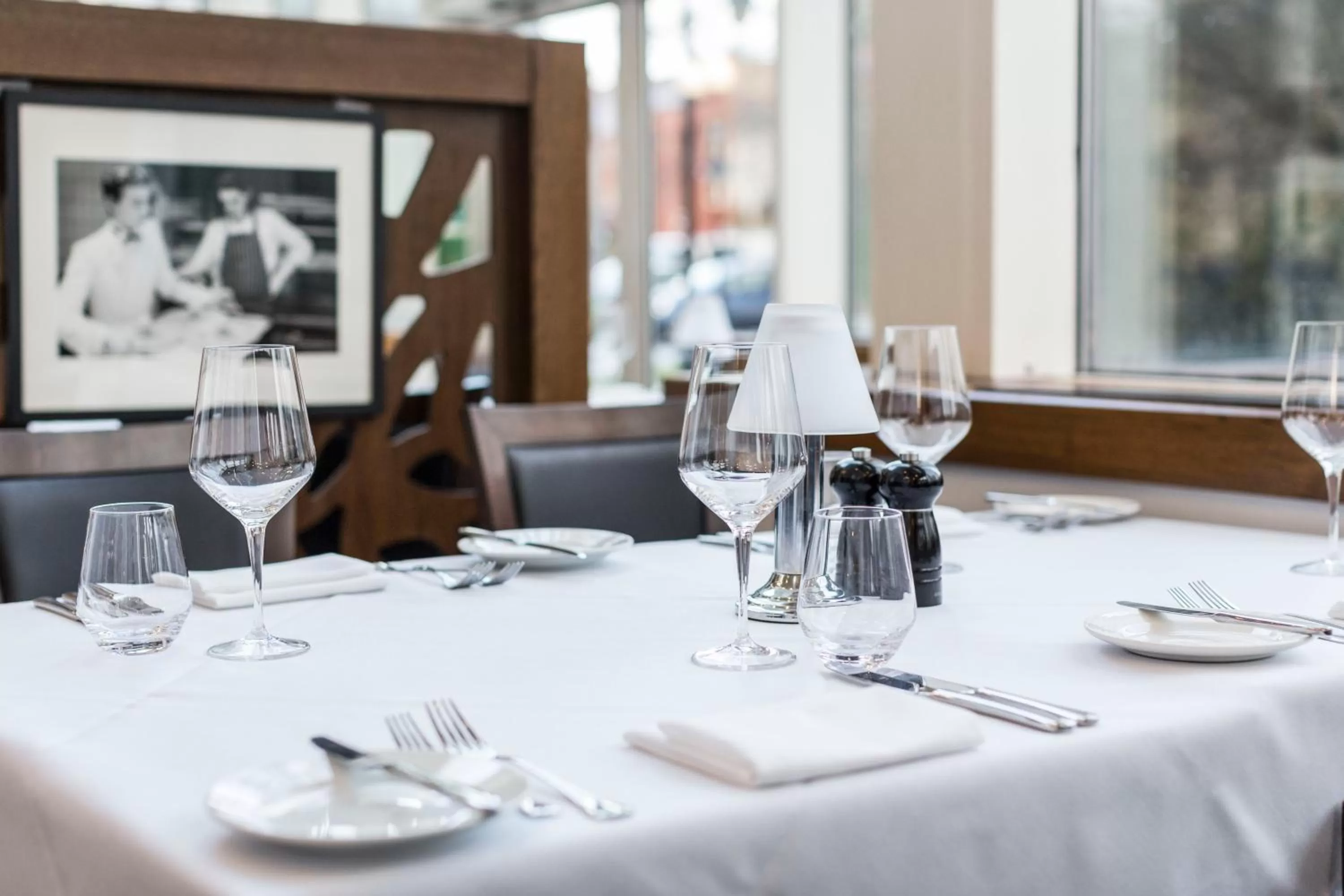Restaurant/places to eat in Leonardo Royal Southampton Grand Harbour