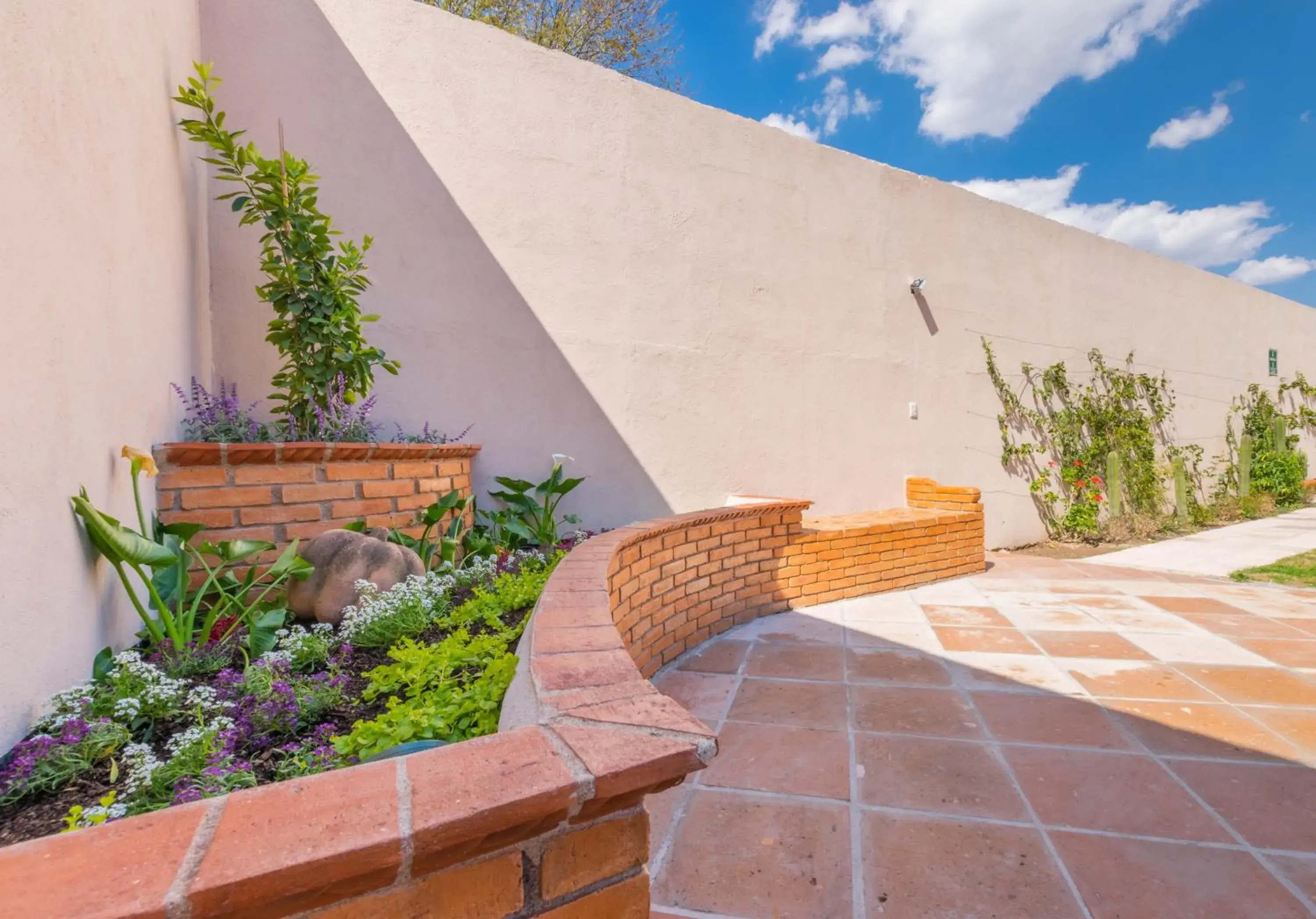 Patio in Hotel Casa Santamar