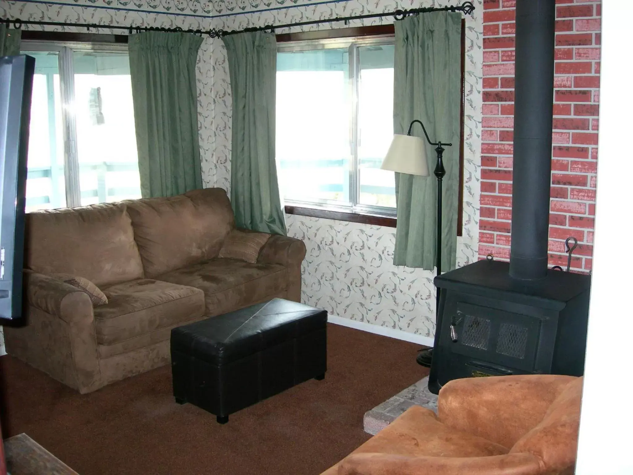 Living room, Seating Area in Walker River Lodge