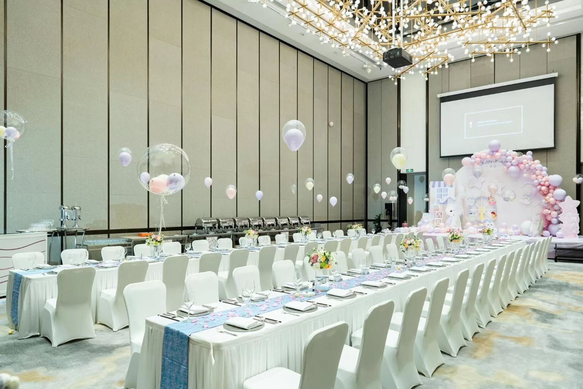 Meeting/conference room in Crowne Plaza Shenzhen Nanshan by IHG