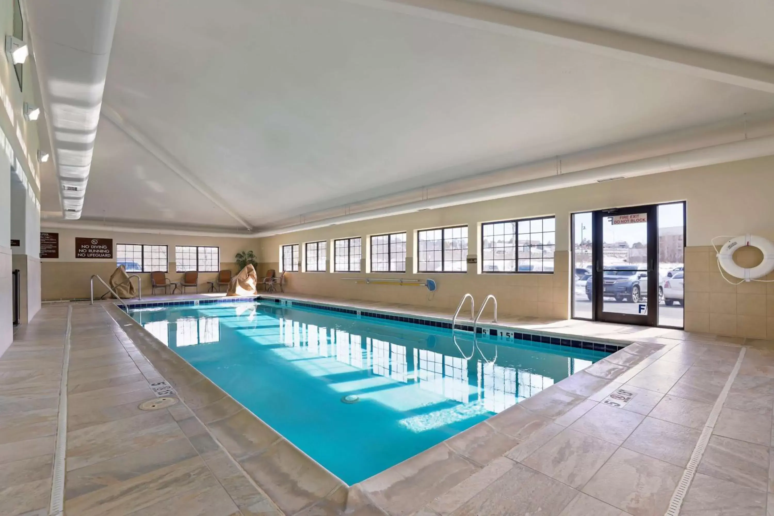 Pool view in Best Western Plus Castle Rock Pool view in Best Western Plus Castle Rock