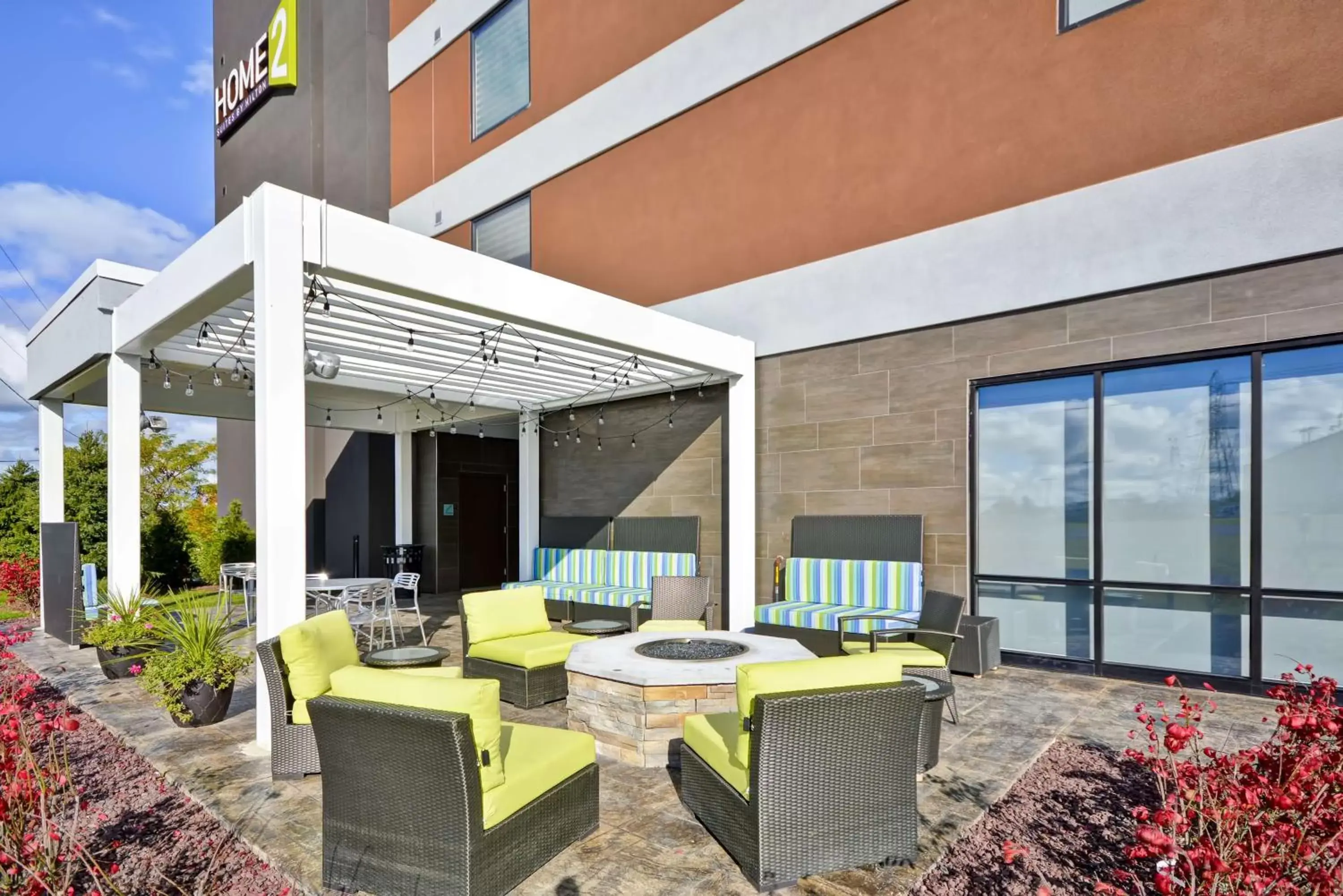 Patio in Home2 Suites By Hilton Oswego