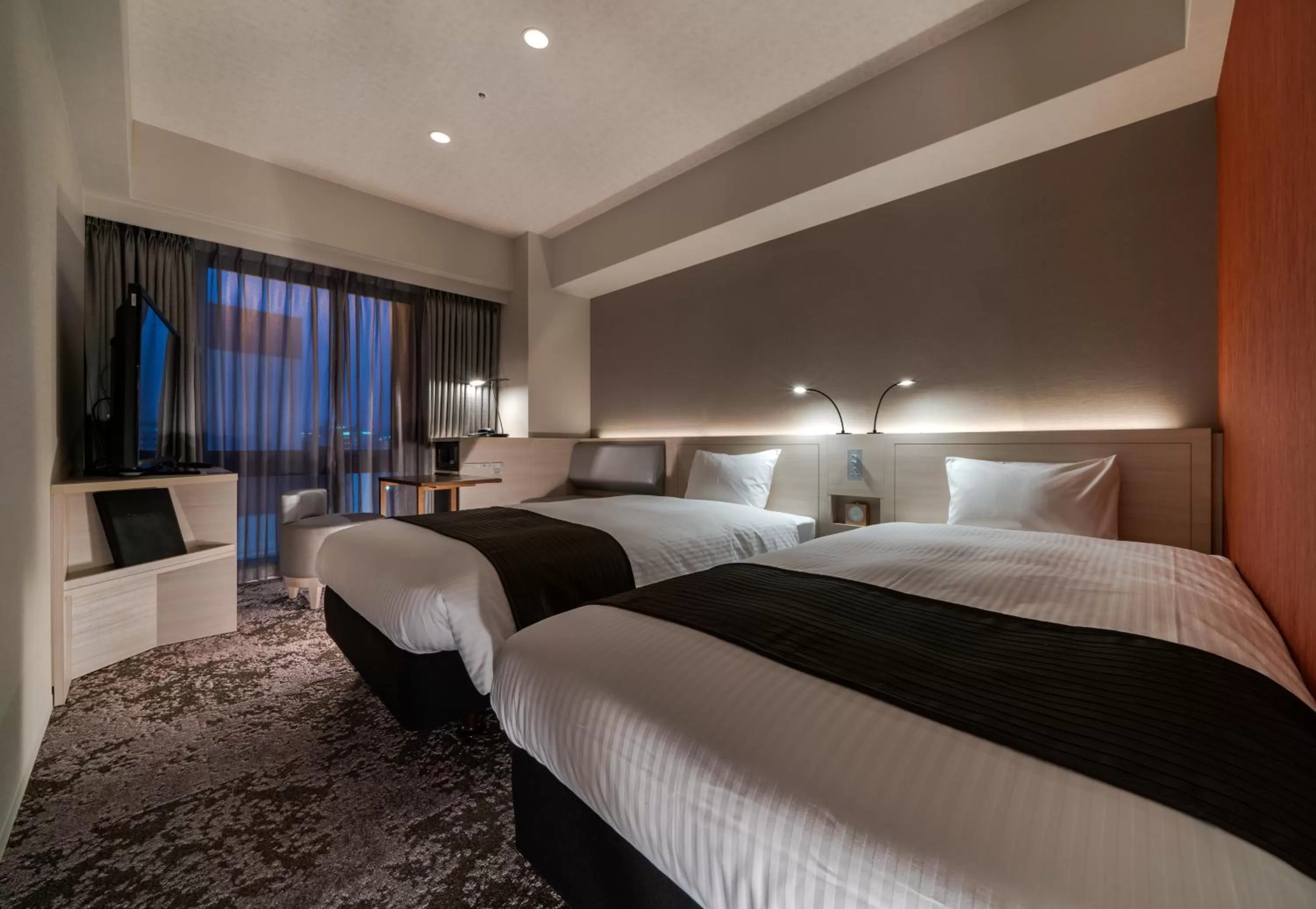 Photo of the whole room, Bed in DEL style Fukuoka Nishinakasu by Daiwa Roynet Hotel