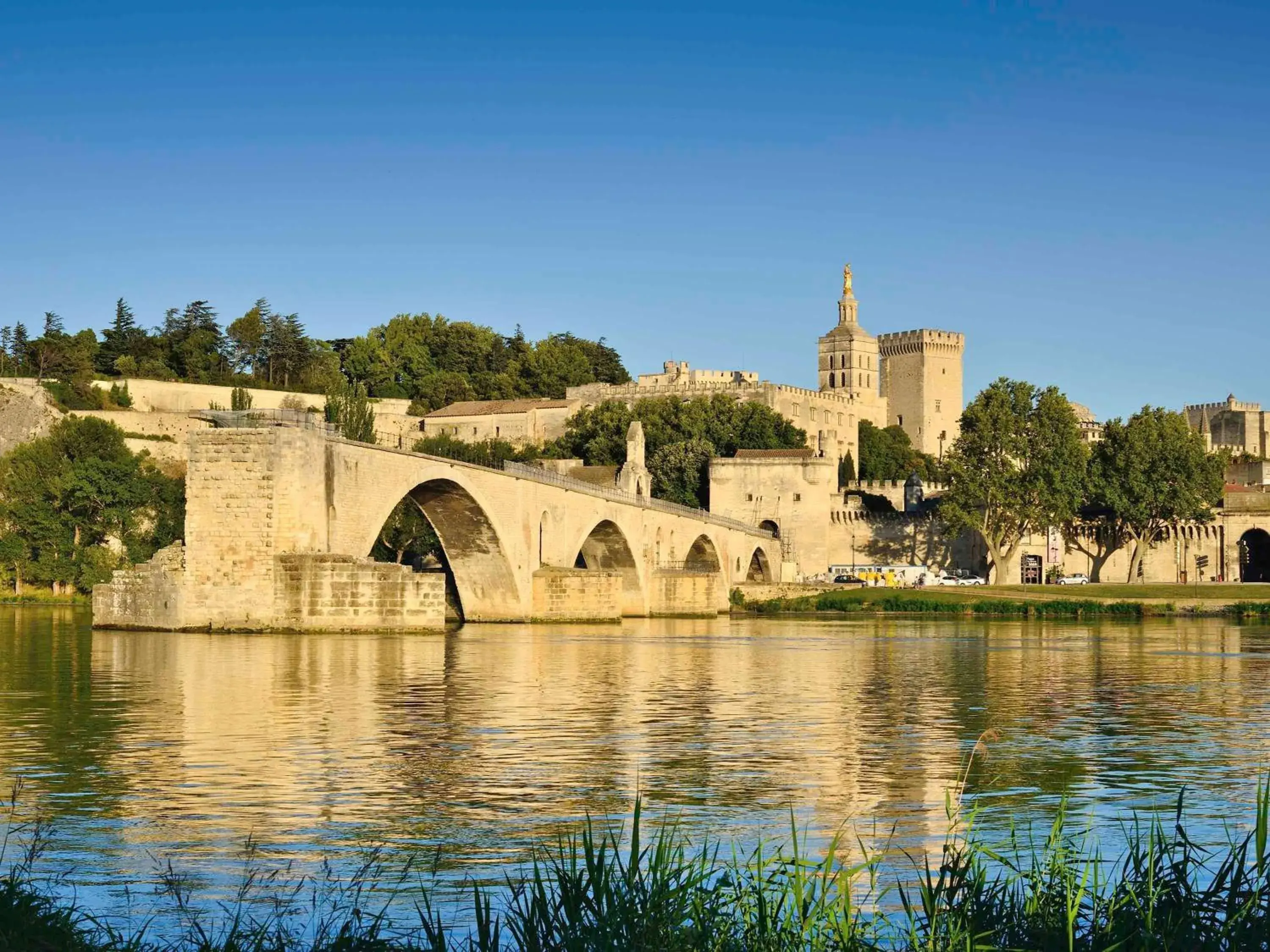Property building in ibis Avignon Centre Pont De L'Europe Property building in ibis Avignon Centre Pont De L'Europe
