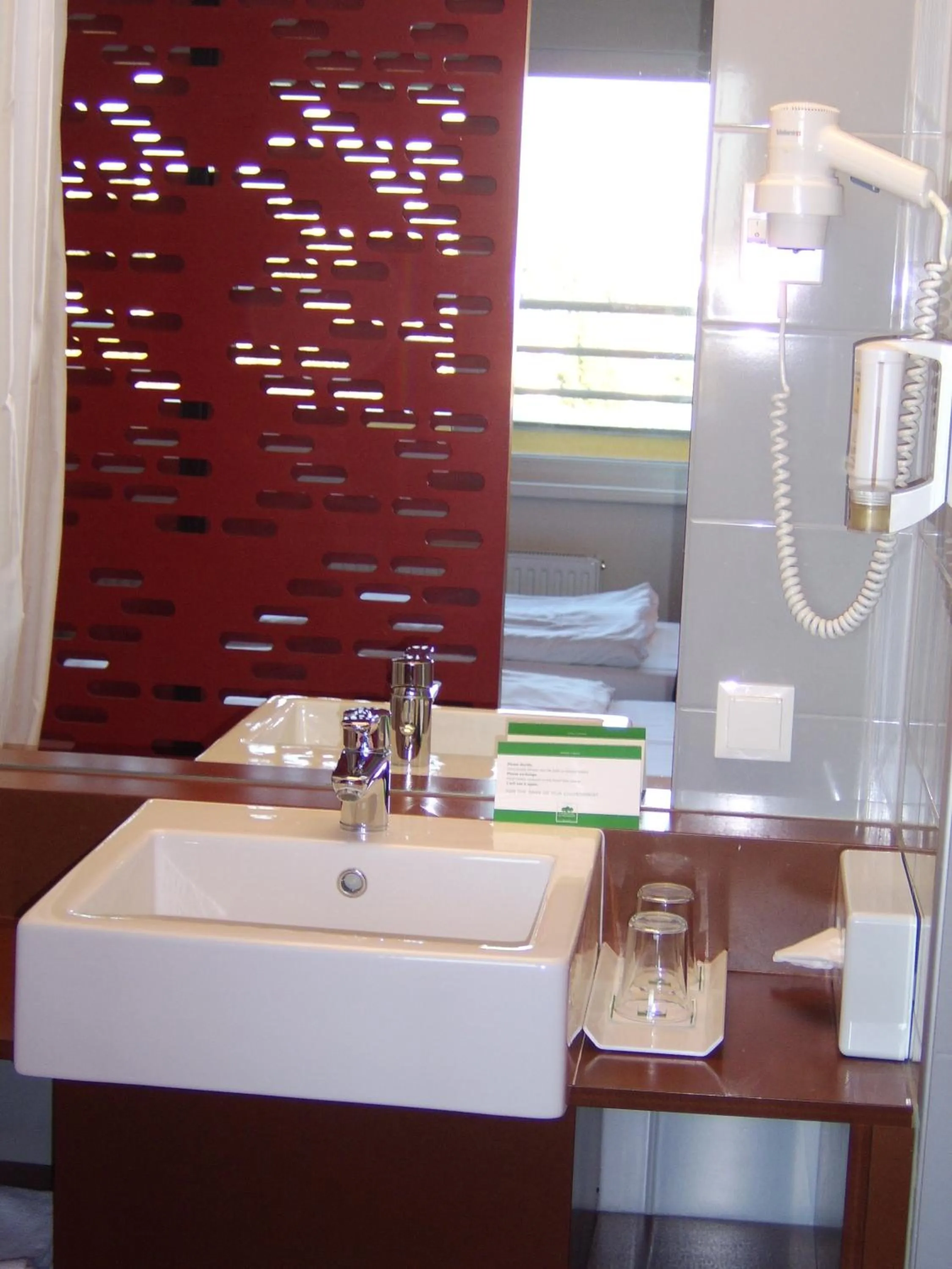 Toilet in Kyriad Vienna Altmannsdorf