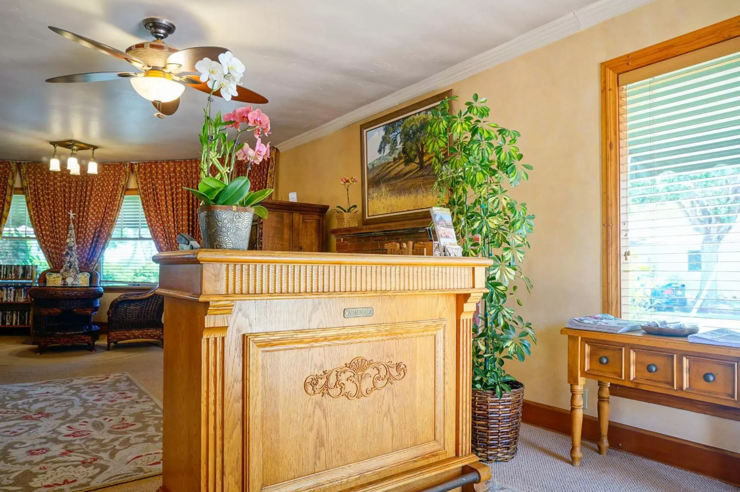 Lobby or reception in Harbor House Inn Lobby or reception in Harbor House Inn