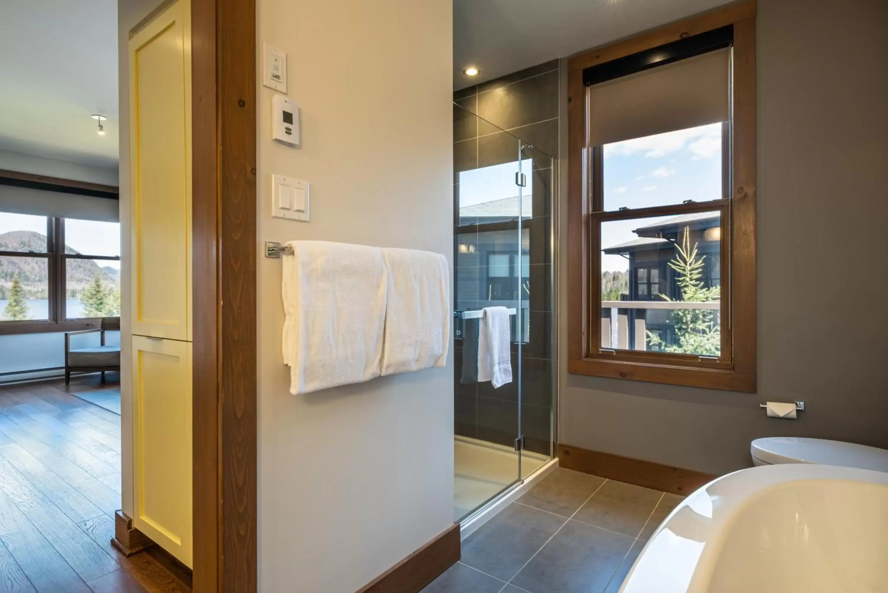 Bathroom in Suites-sur-Lac