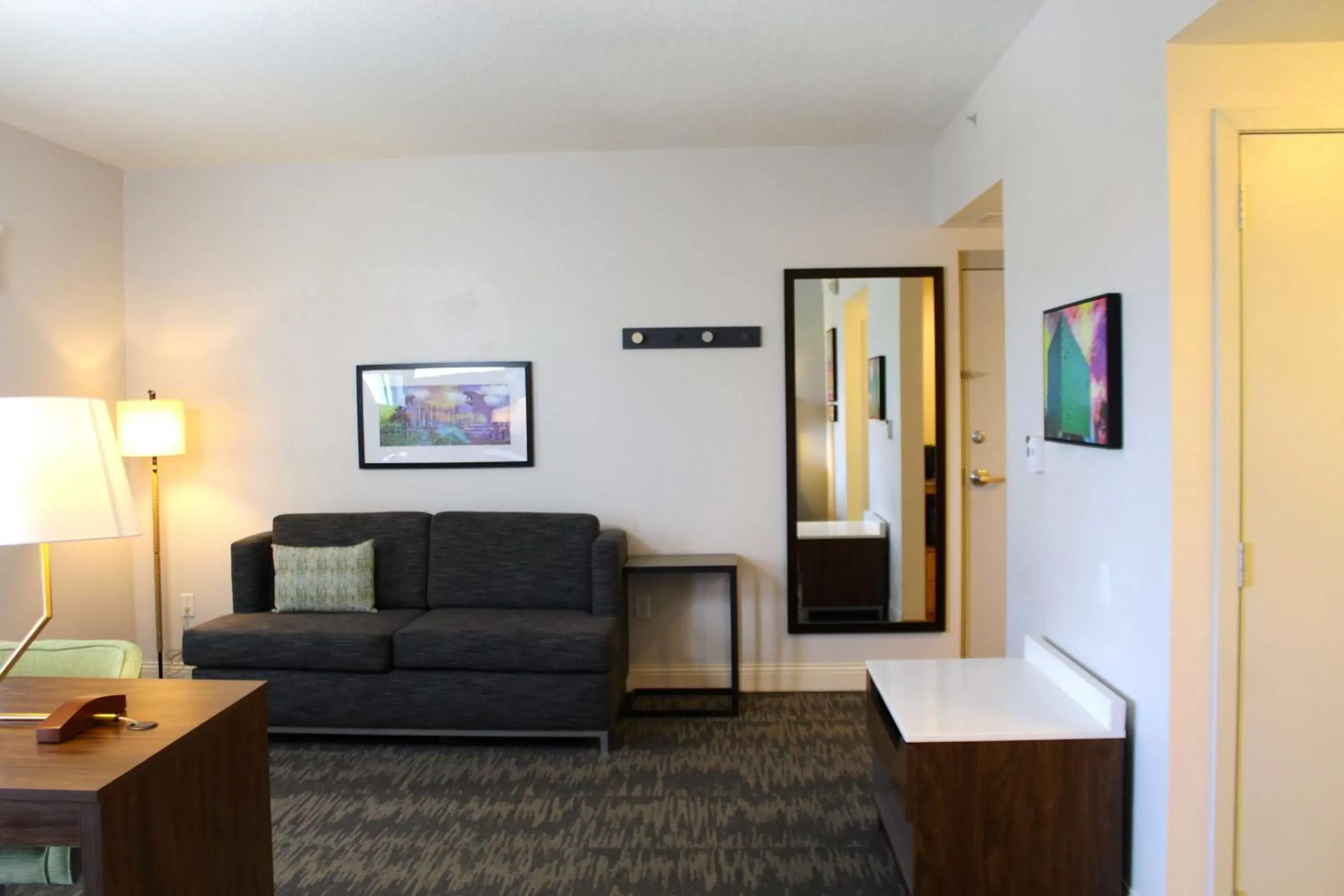 Living room, Seating Area in Hampton Inn & Suites Sarasota / Bradenton - Airport