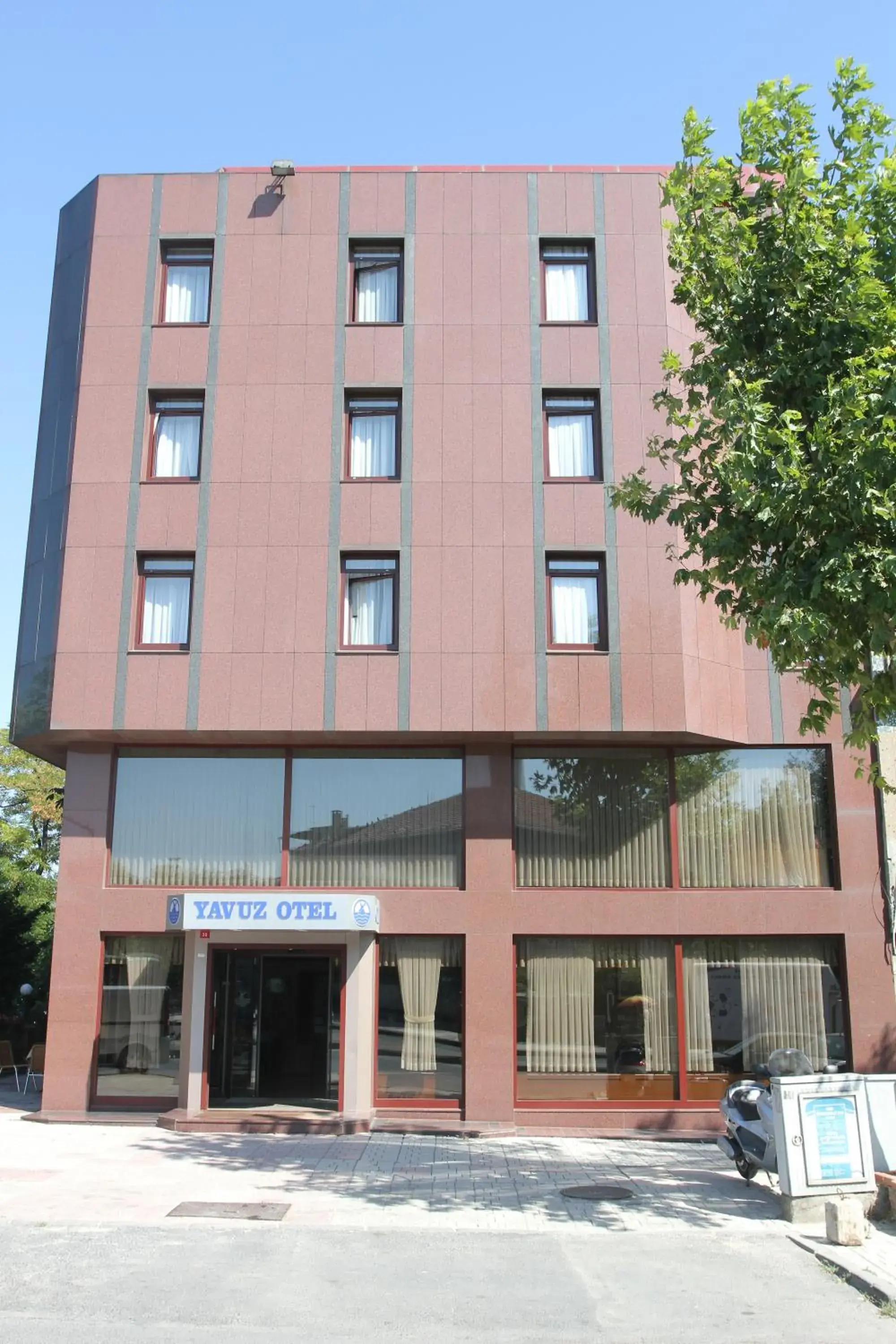 Facade/entrance, Property Building in Yavuz Hotel