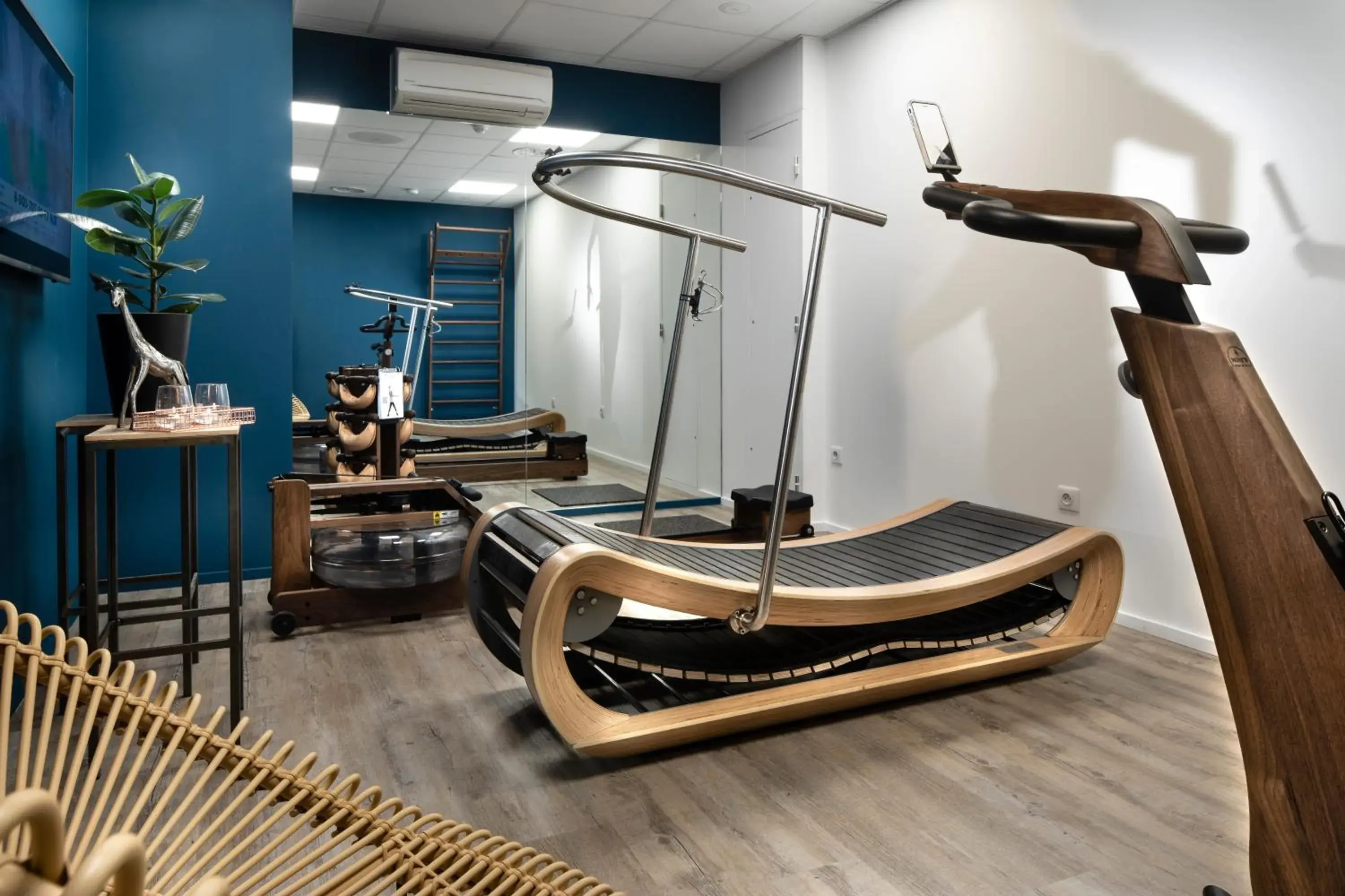 Fitness centre/facilities in Hôtel Les Deux Girafes