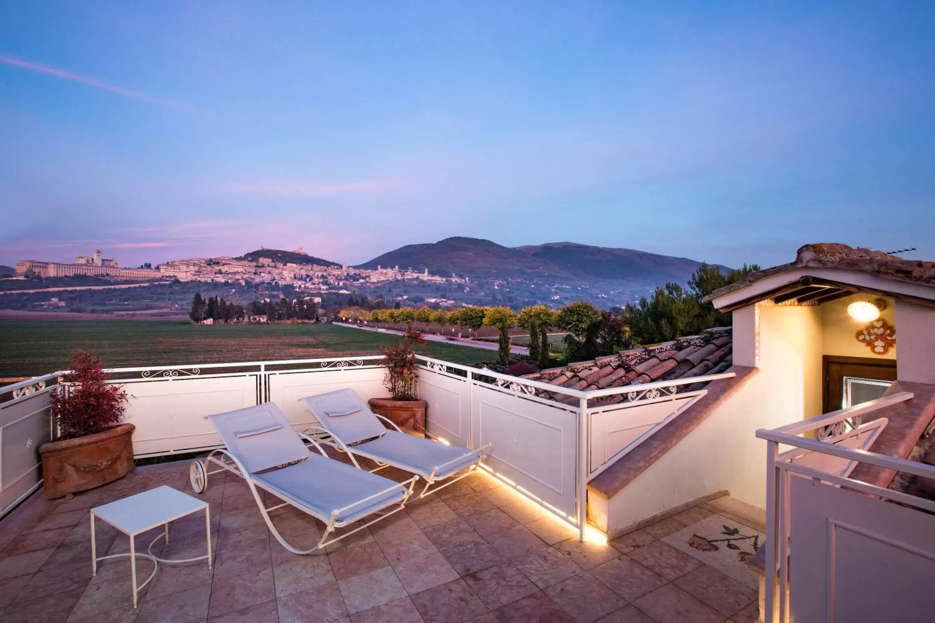 Mountain View in UNICA Assisi agri-charming house