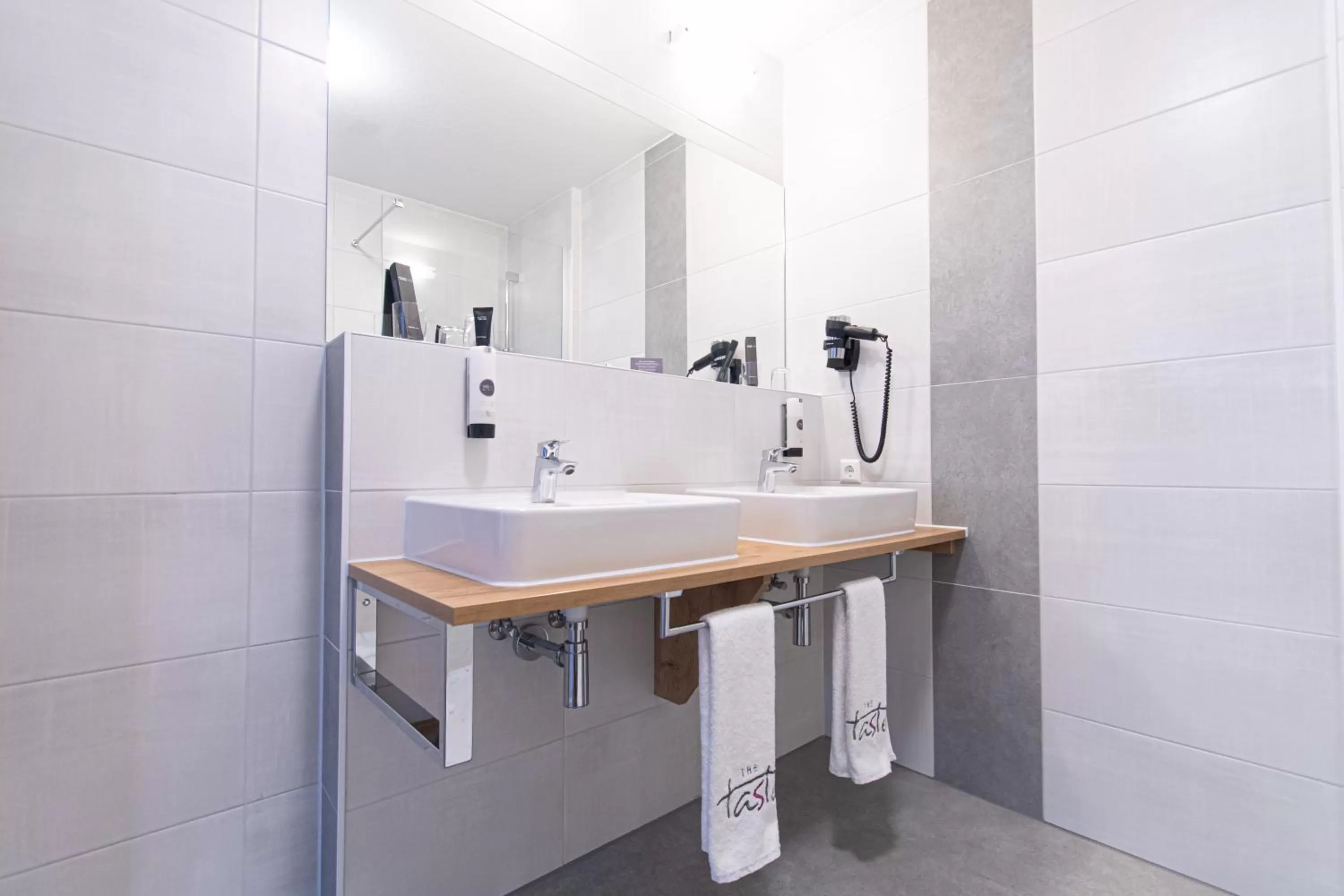 Bathroom in Taste Hotel Hockenheim