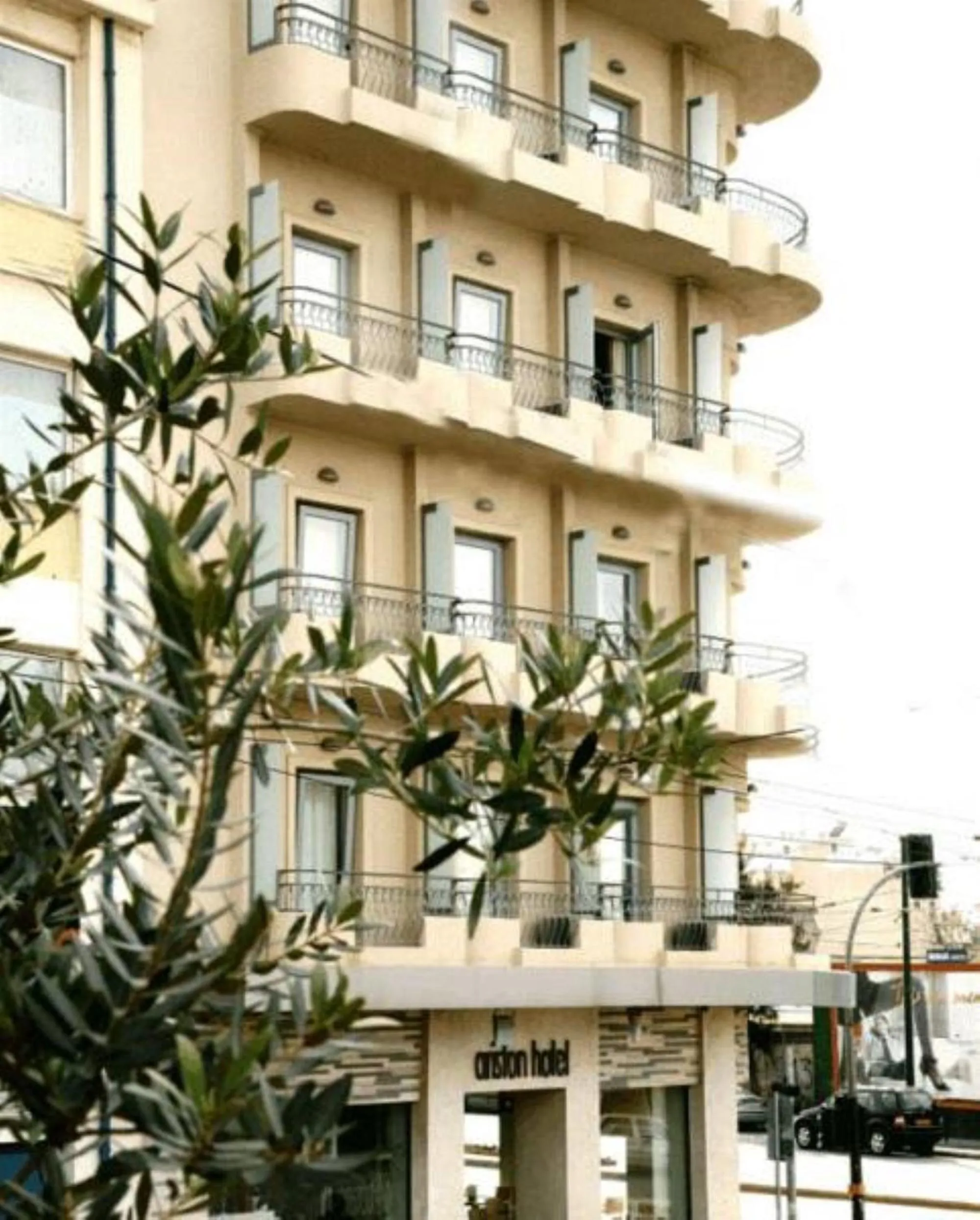 Facade/entrance in Ariston Hotel