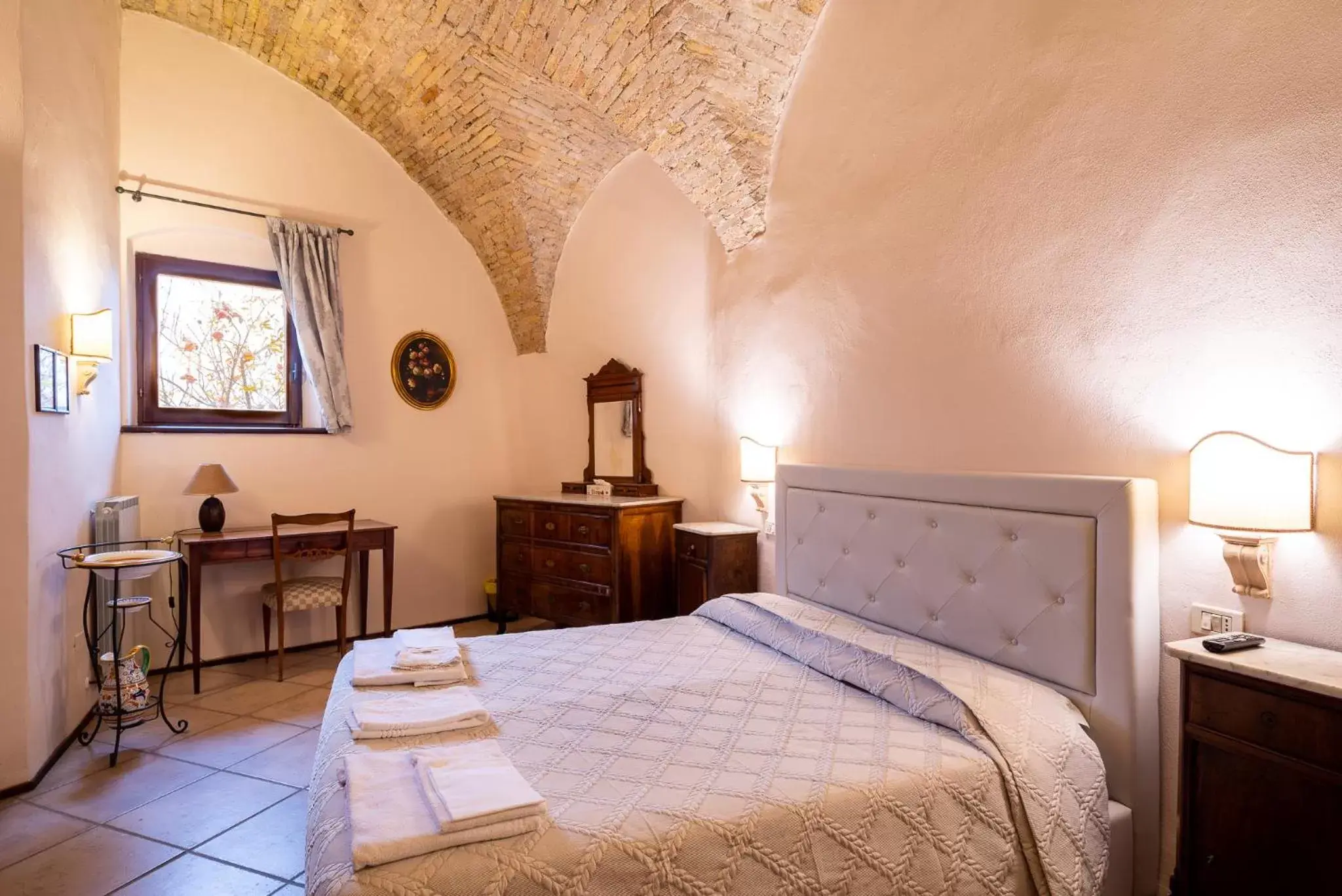Bedroom, Bed in HOTEL TREVI Palazzo Natalini