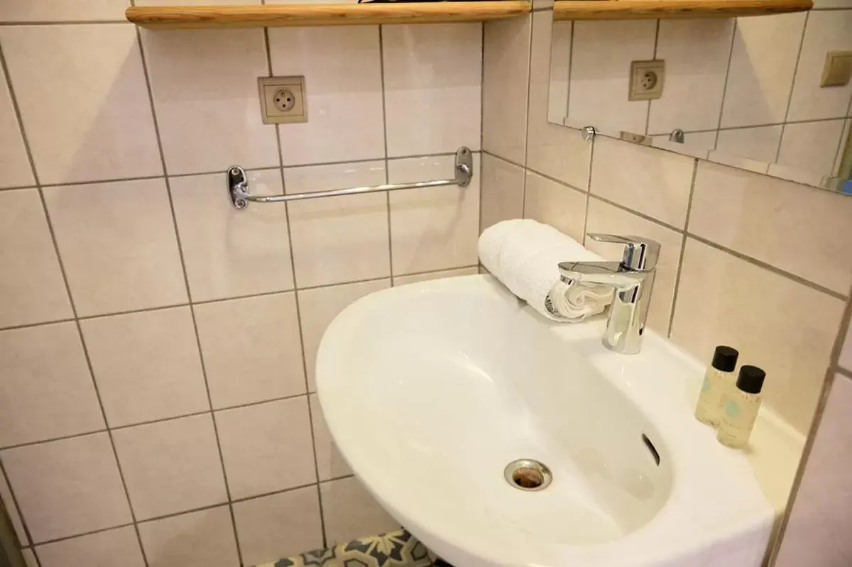 Bathroom in Vert Lodge Chamonix