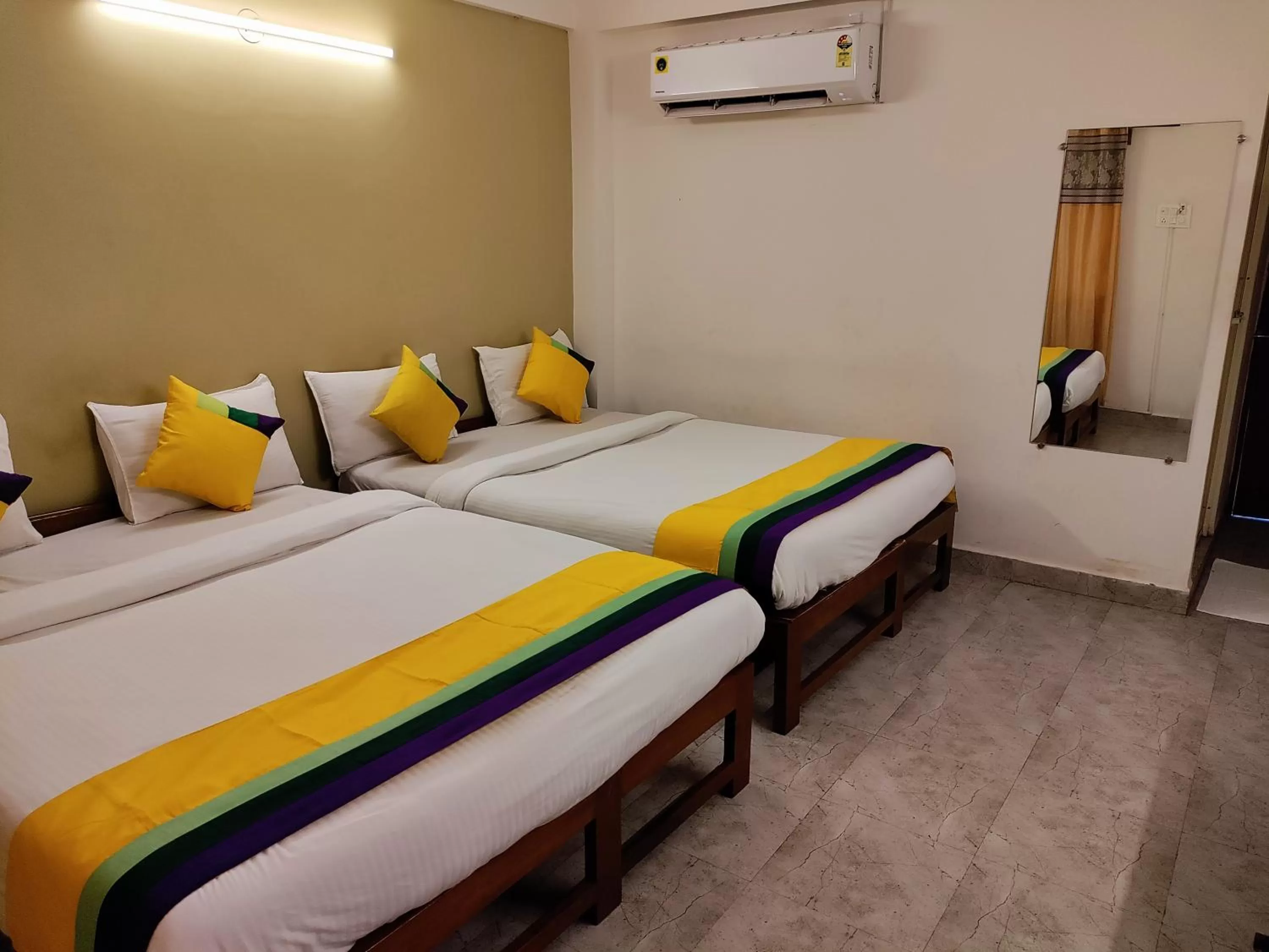 Bed in Itsy By Treebo - Samara Holiday Homes