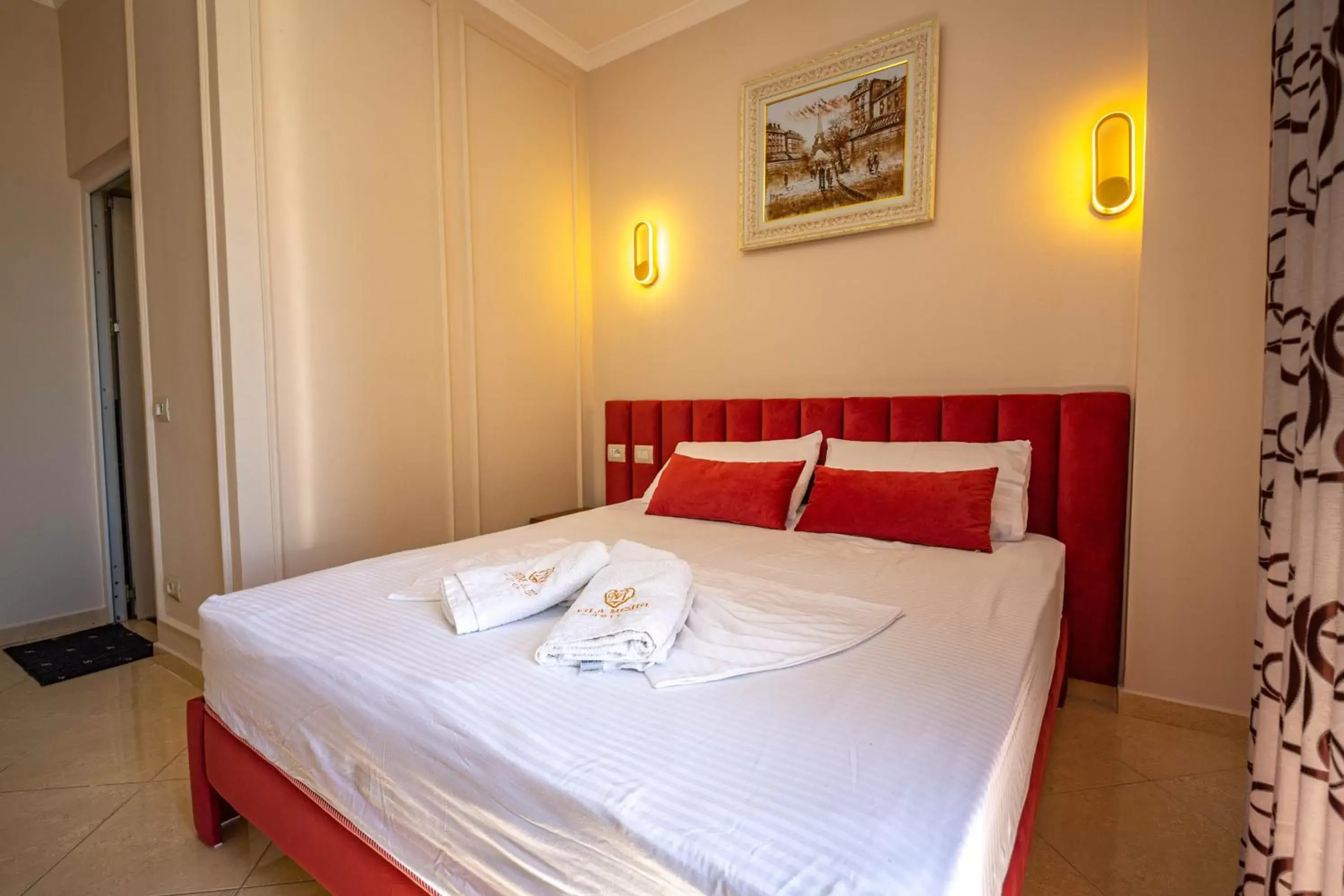 Double Room with Balcony - single occupancy in Hotel Vila Misiri Double Room with Balcony - single occupancy in Hotel Vila Misiri