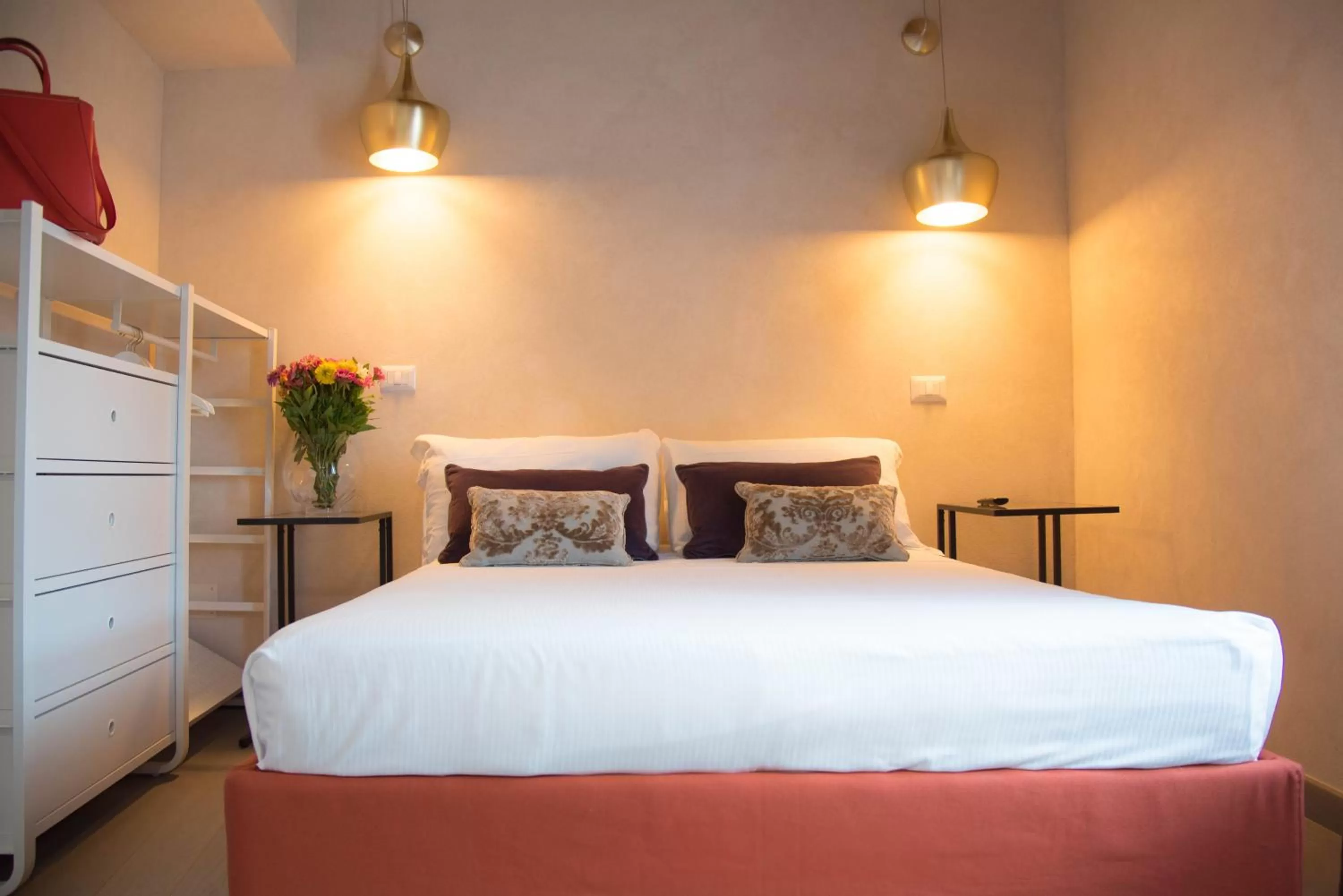 Bedroom, Bed in Margana Tower