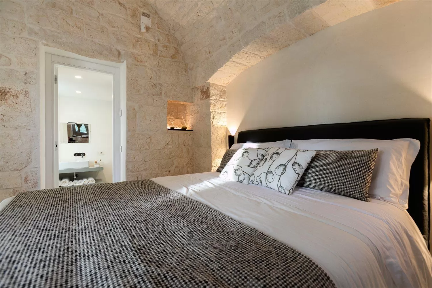 Bedroom, Bed in DIMORA RITUNNO