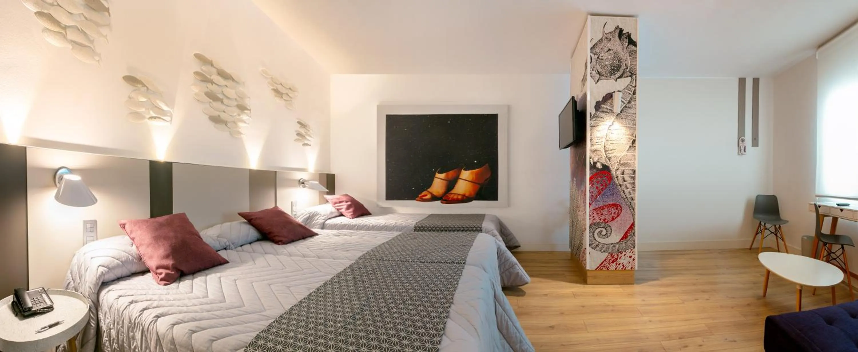 Bed in Hotel Olympus