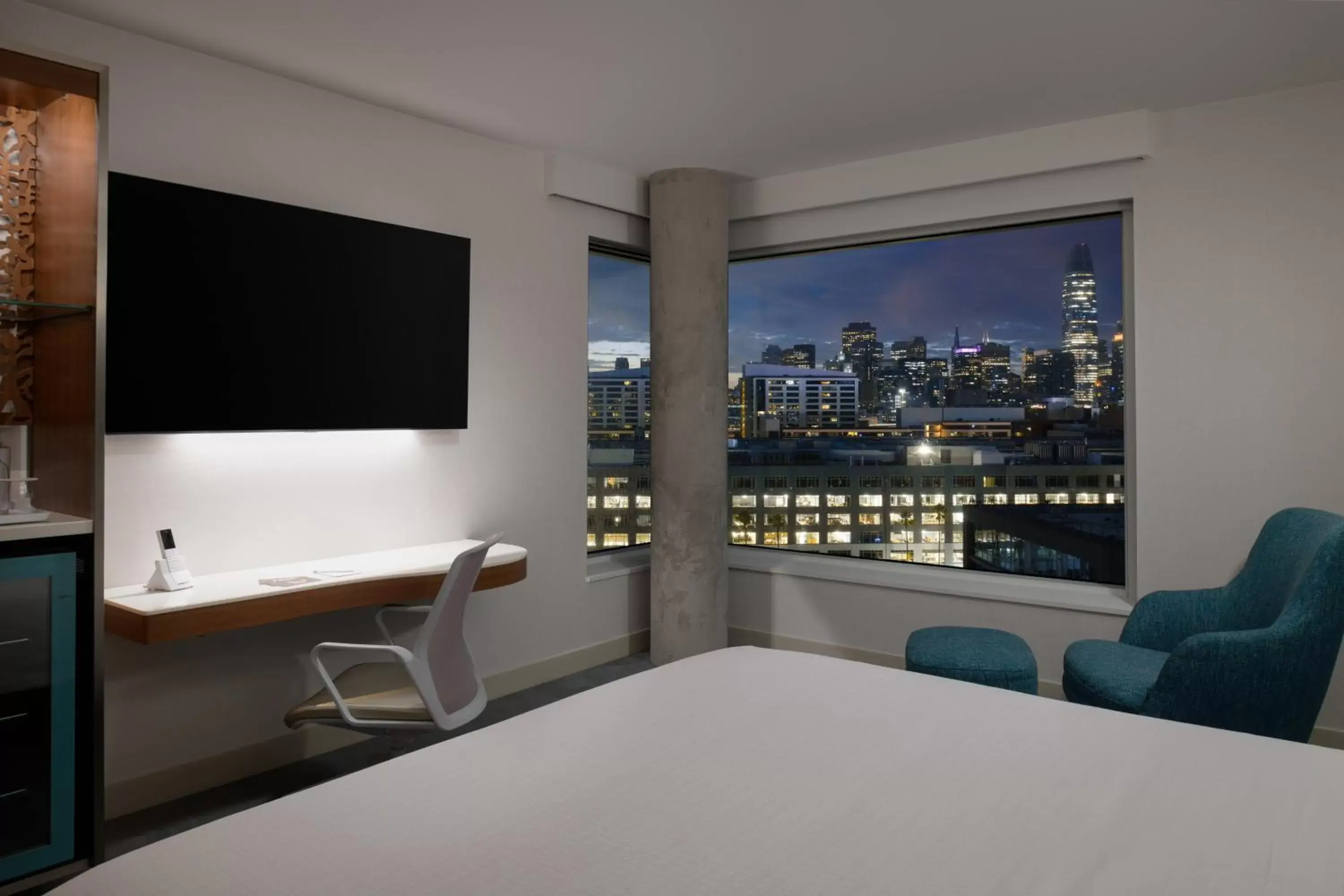 View (from property/room), Bed in LUMA Hotel San Francisco - #1 Hottest New Hotel in the US