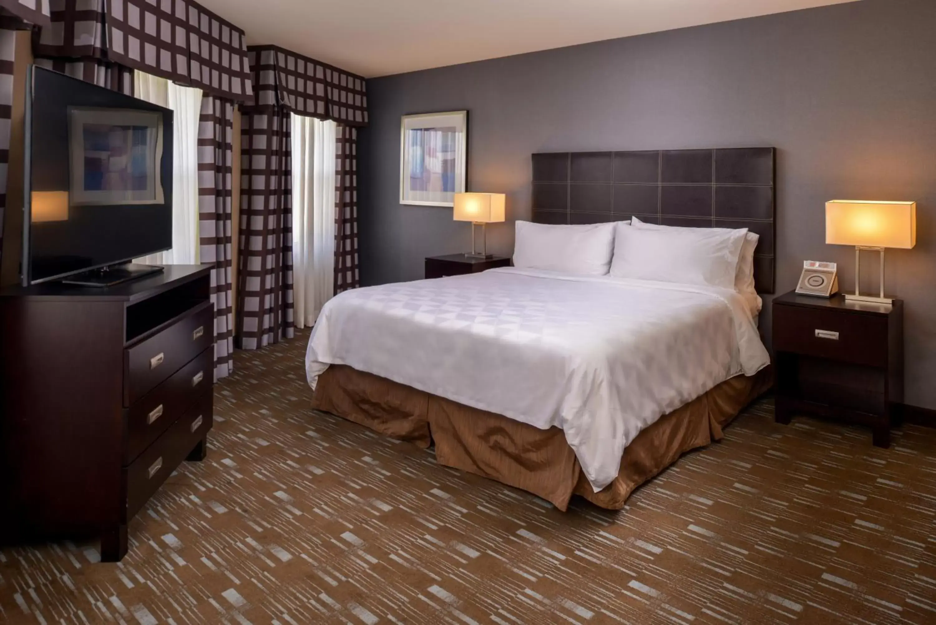 Photo of the whole room, Bed in Holiday Inn Ontario Airport - California, an IHG Hotel