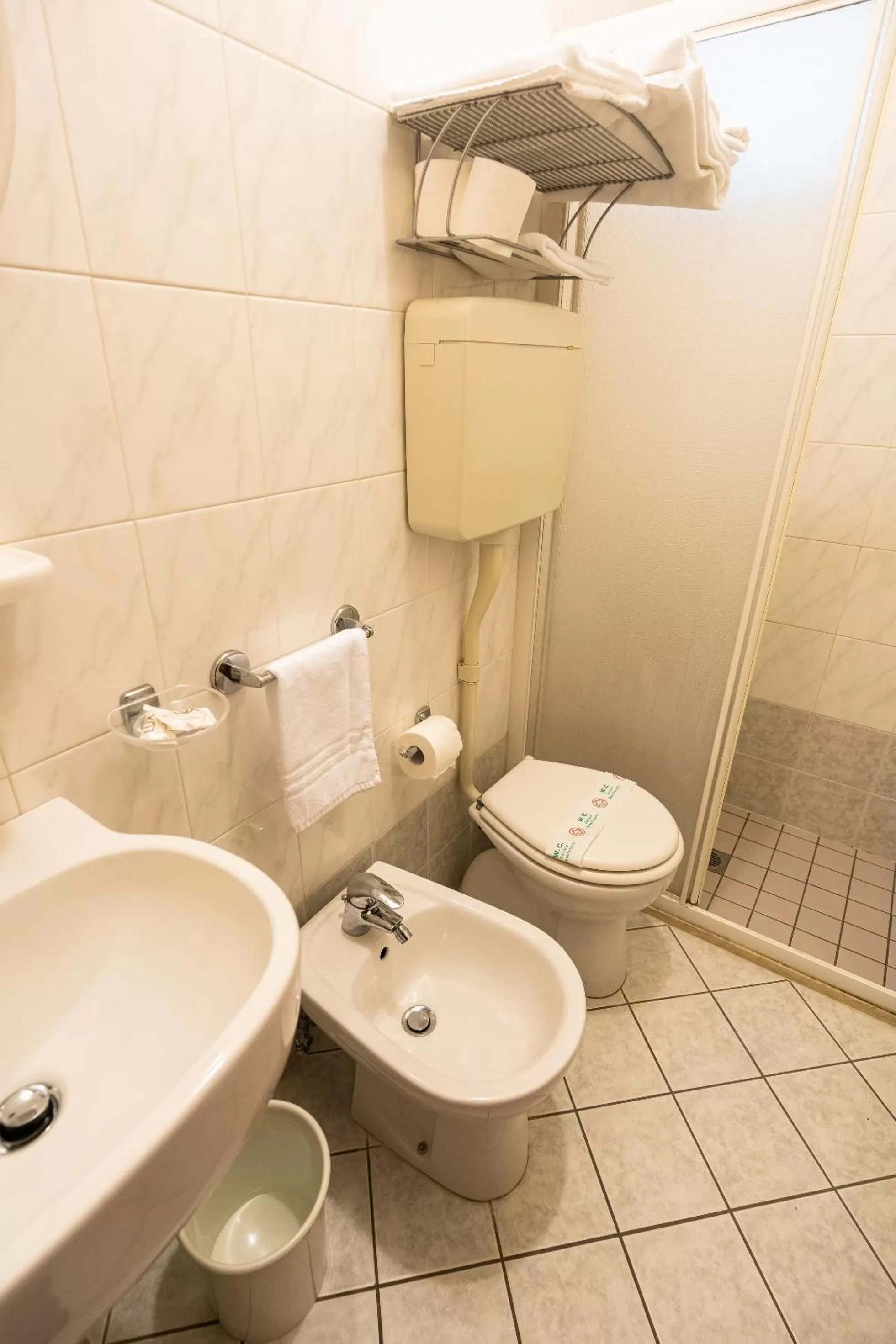 Bathroom in Hotel Zanella