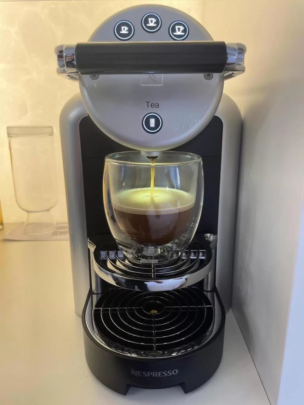 Coffee/tea facilities in Hotel des Balances