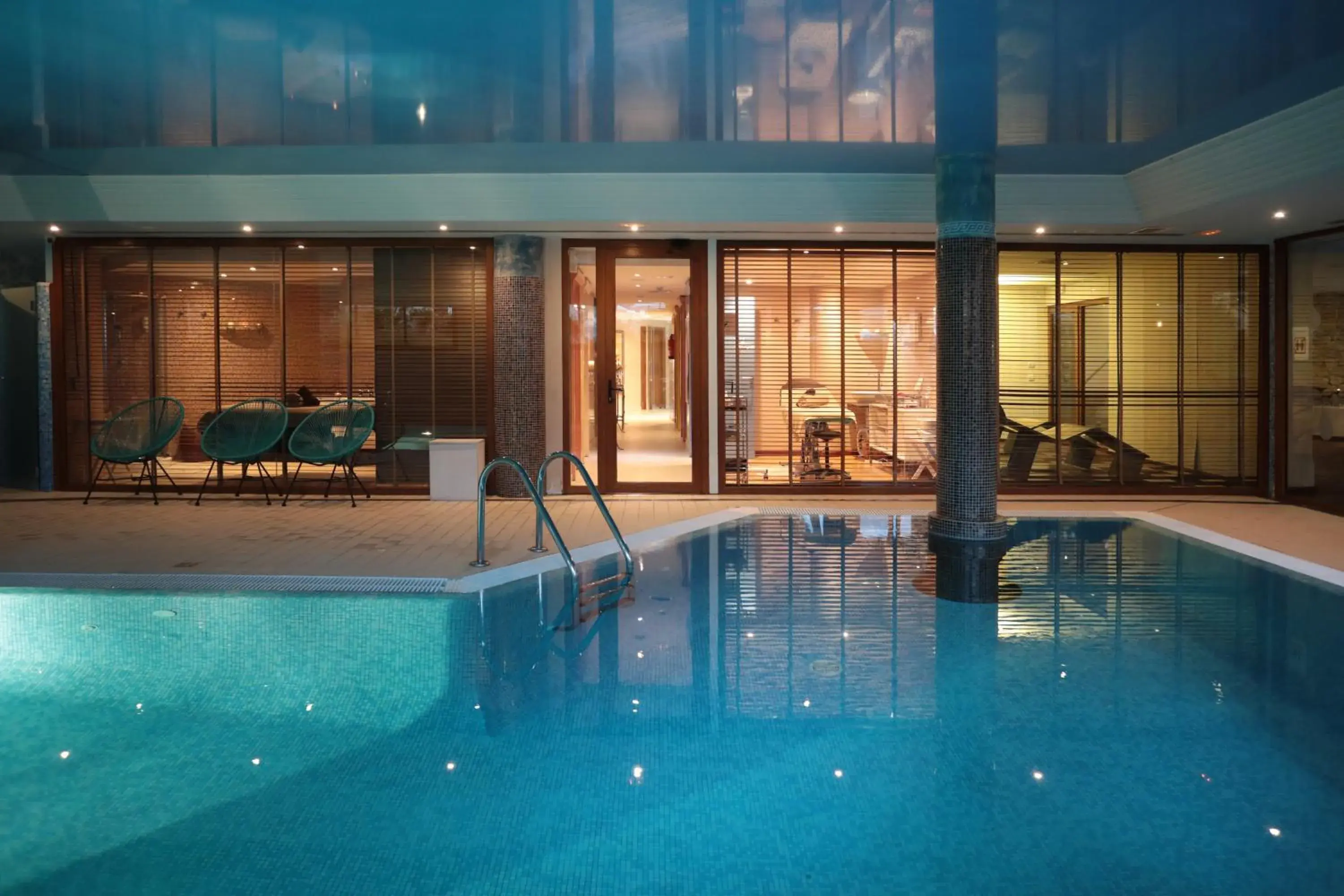 Spa and wellness centre/facilities, Swimming Pool in Mon Port Hotel & Spa