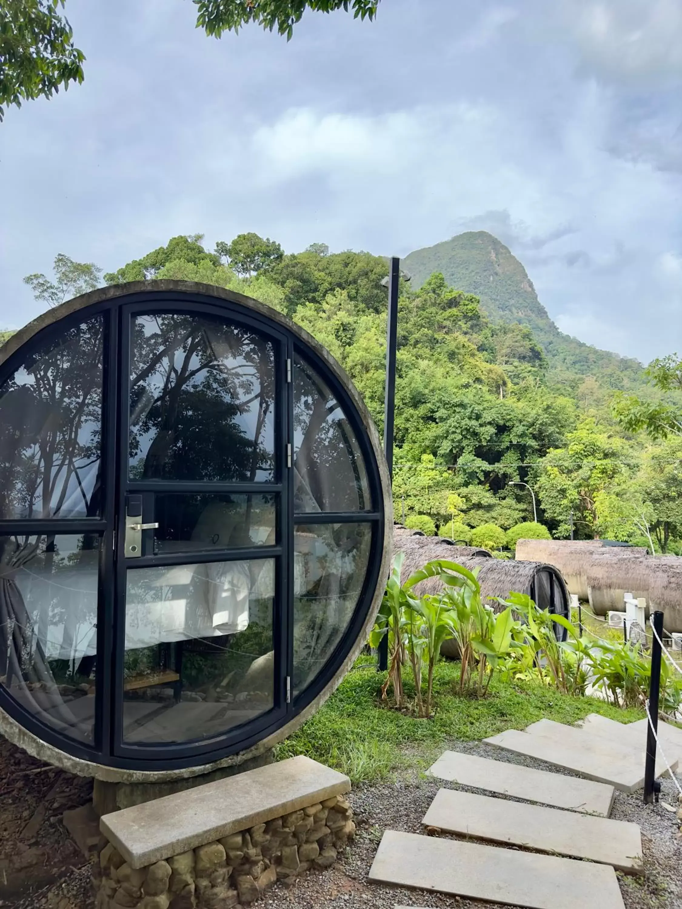Property building in The Culvert Property building in The Culvert