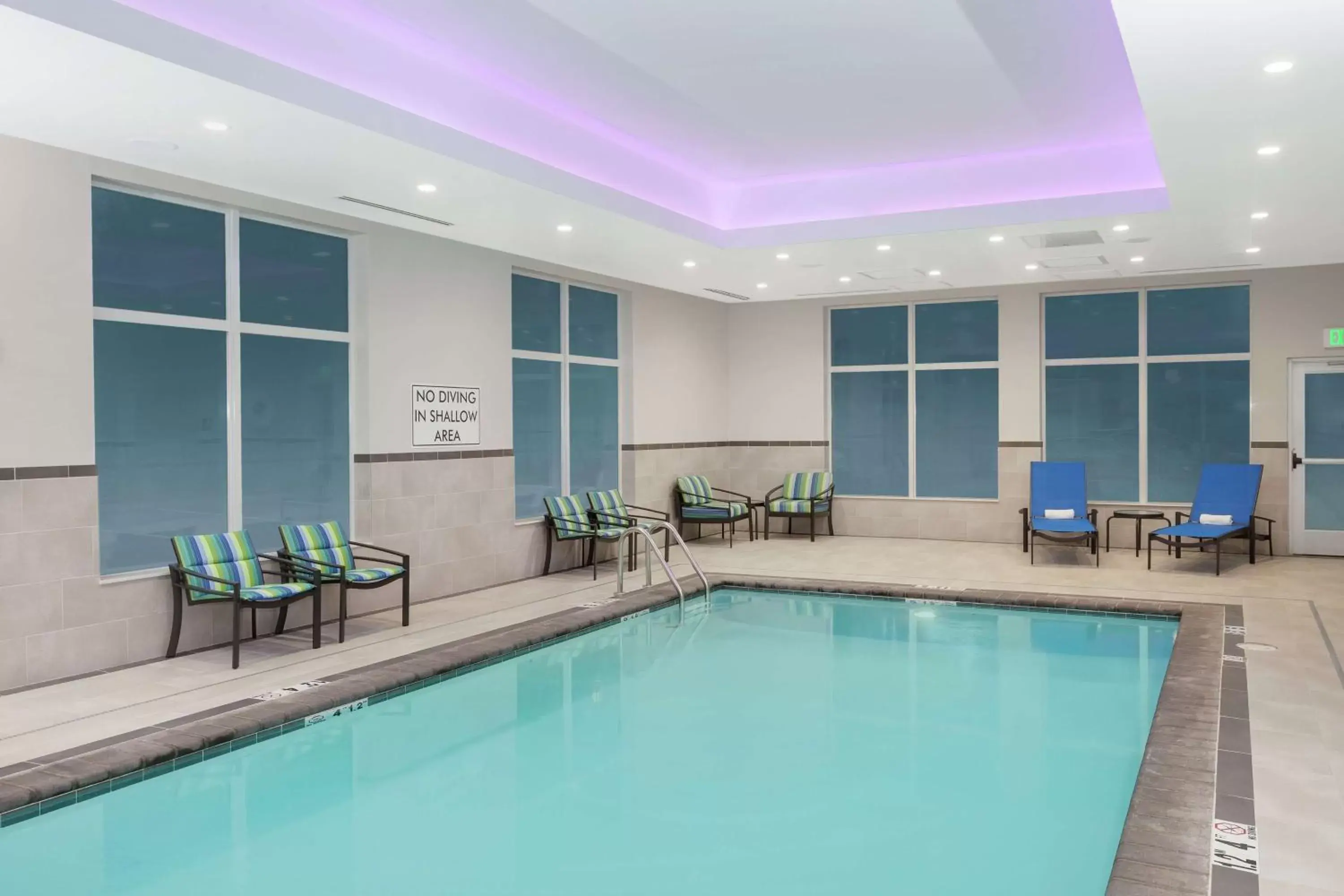 Pool view, Swimming Pool in Hampton Inn & Suites Rocky Hill - Hartford South