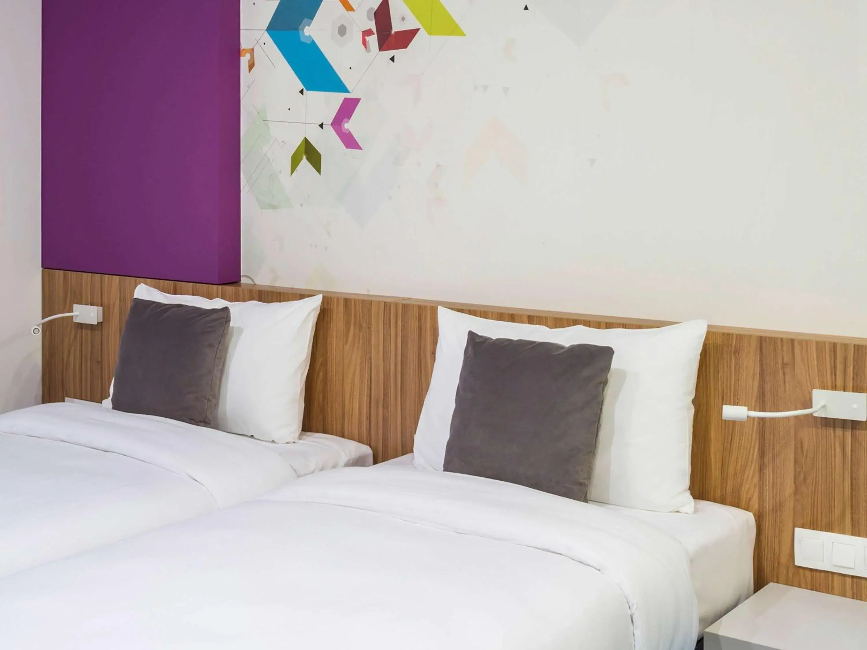 Photo of the whole room, Bed in Ibis Styles Lviv Center