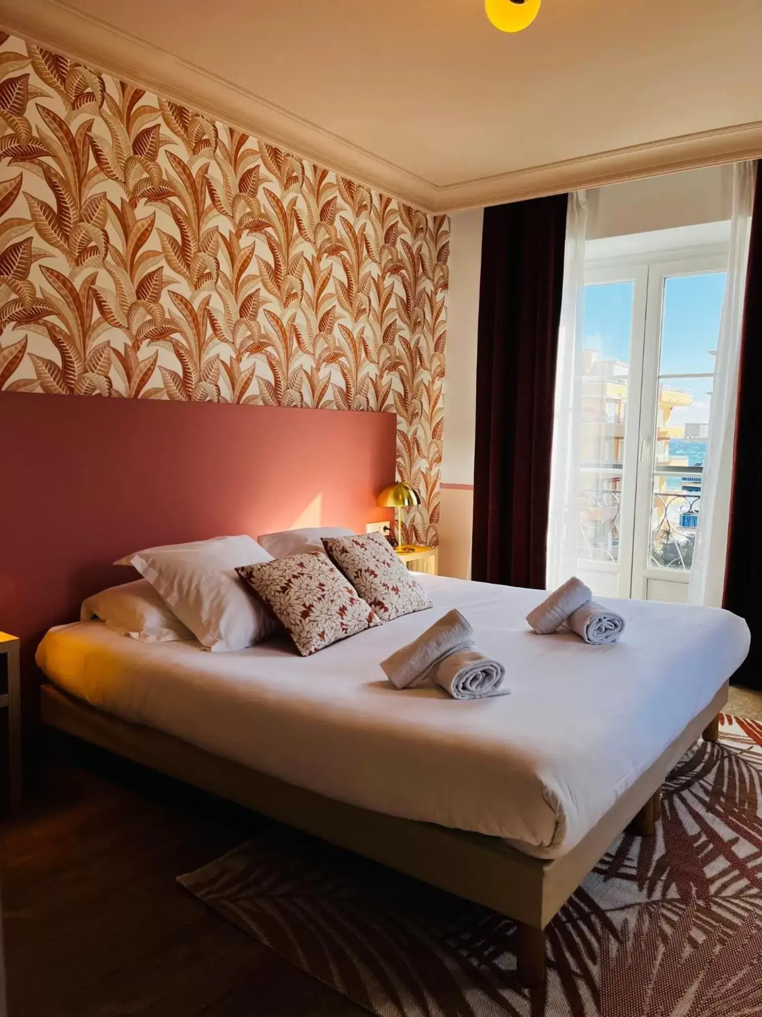 Bed in Hôtel De Londres