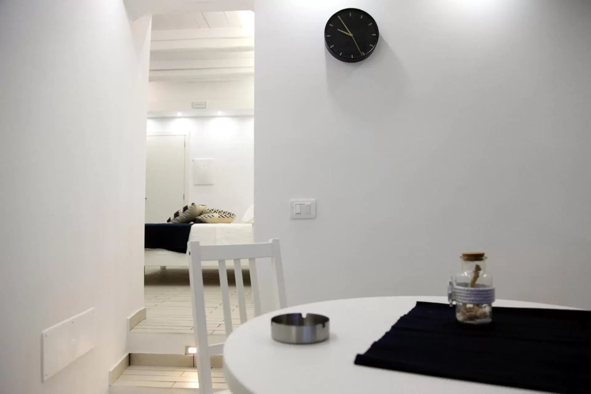 Kitchen or kitchenette, Dining Area in Le Tolde del Corallone