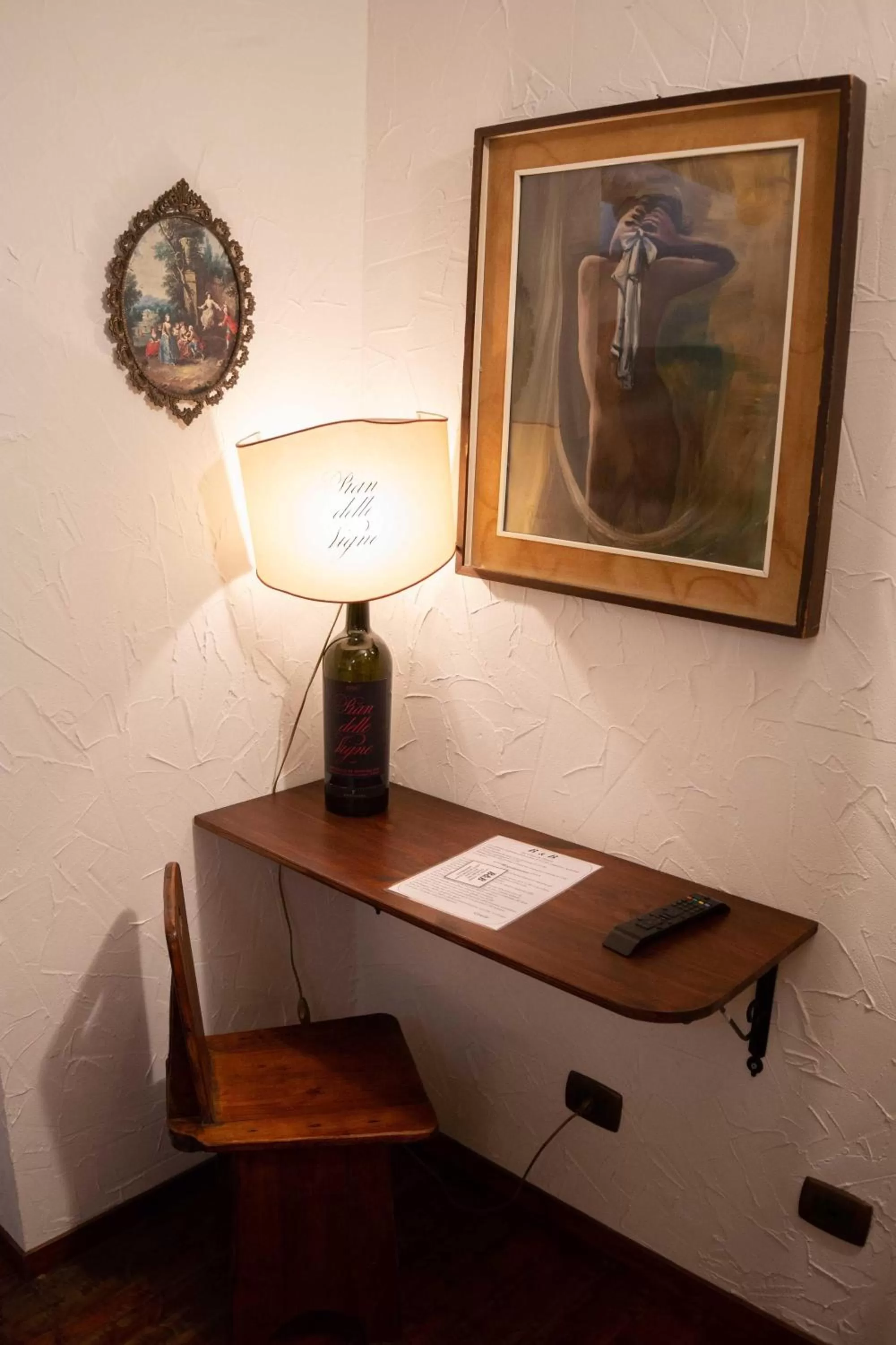 Photo of the whole room in La Casa In Pietra