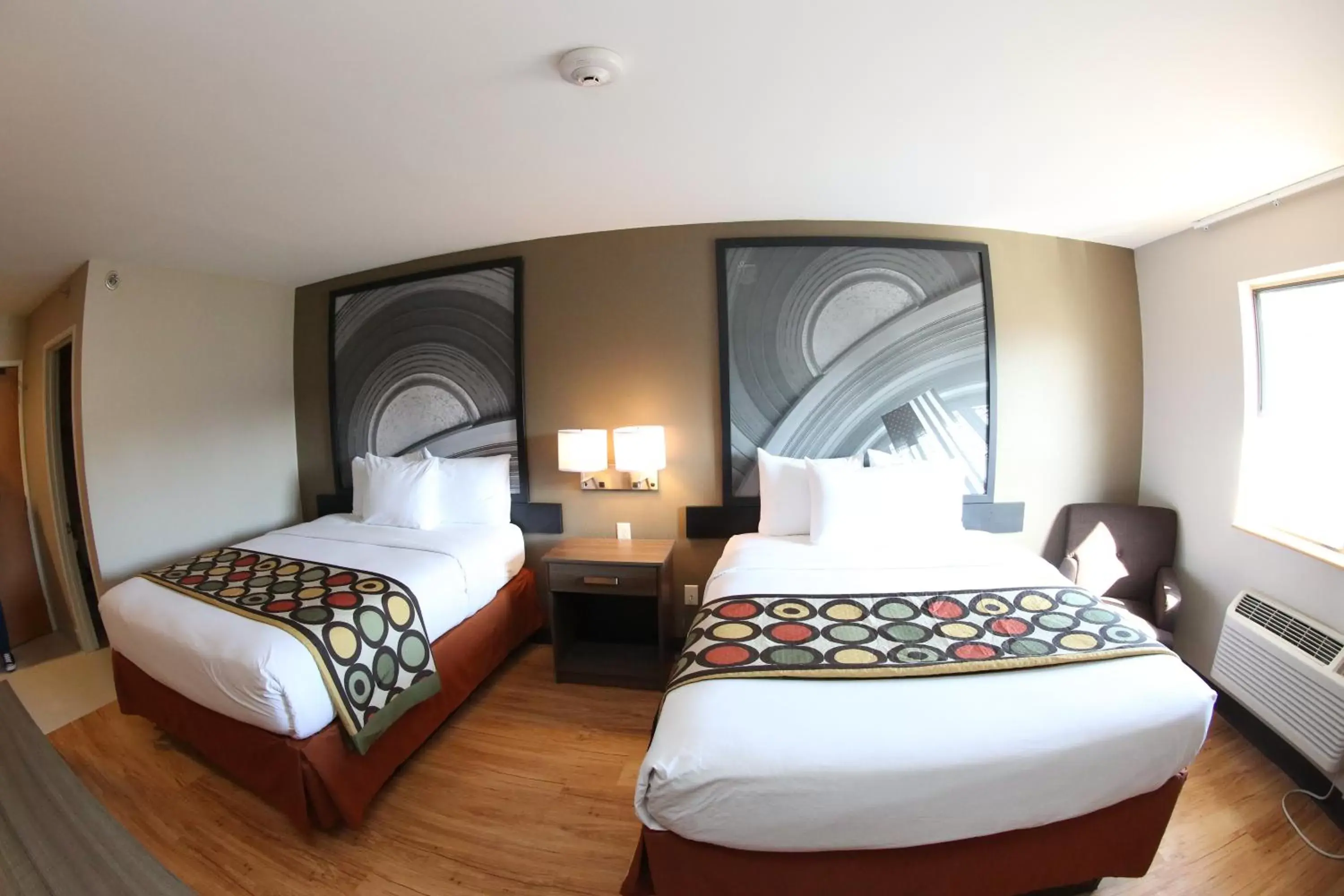 Bed in Super 8 by Wyndham Portsmouth