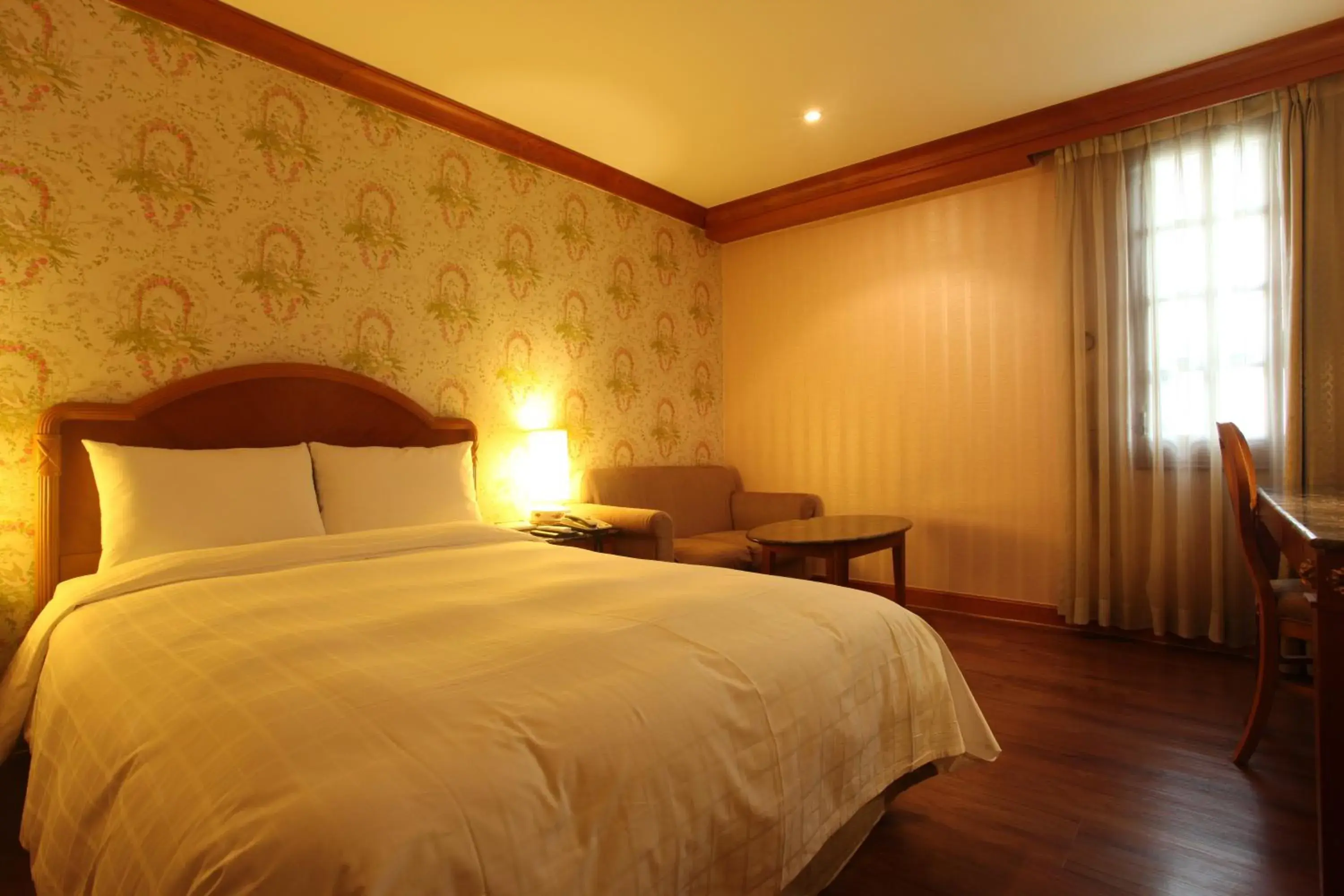 Bed in Karak Tourist Hotel