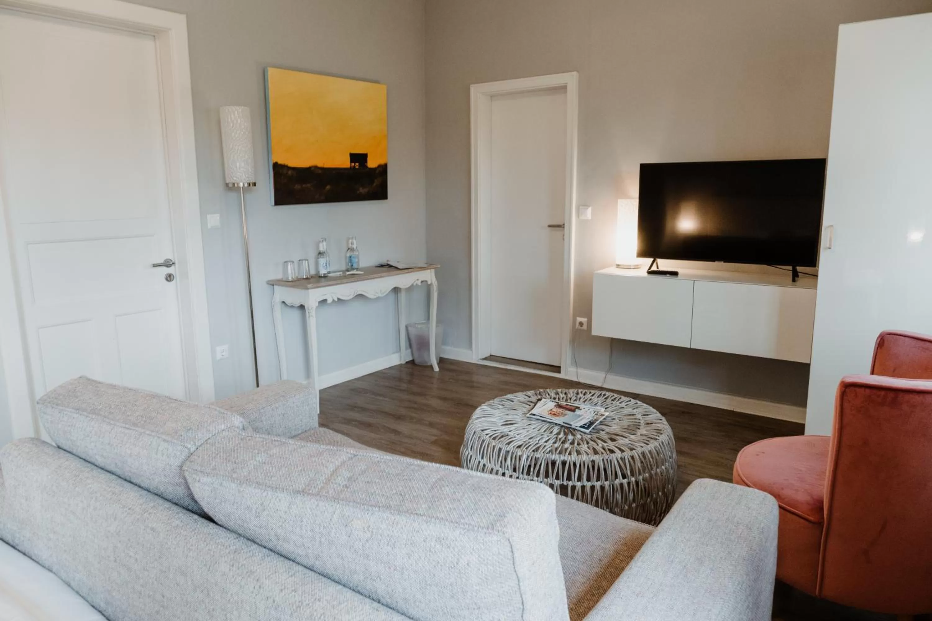 Photo of the whole room in Hotel 'Das Strandhaus'