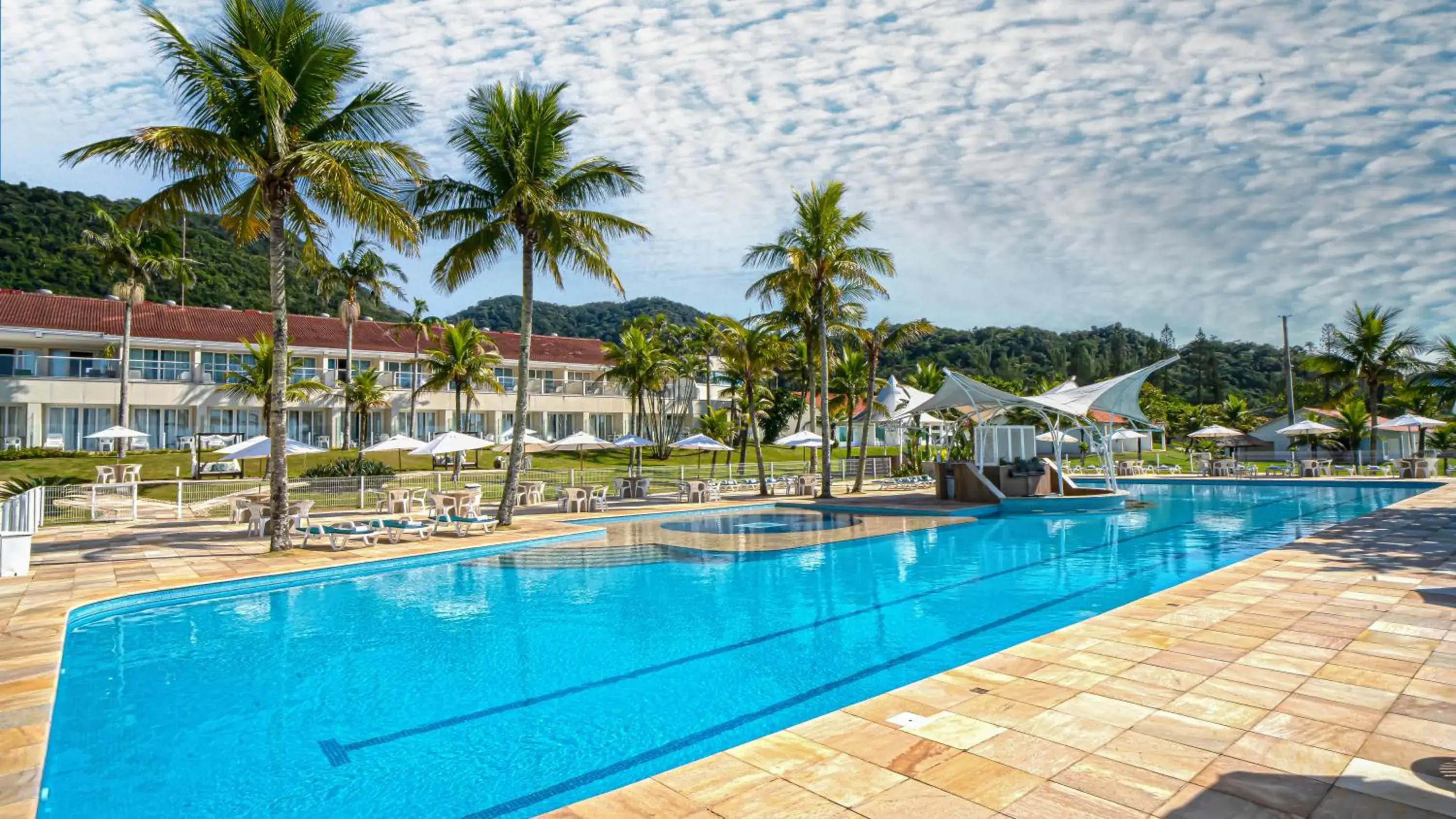 Swimming Pool in Itapema Beach Hoteis by Nobile