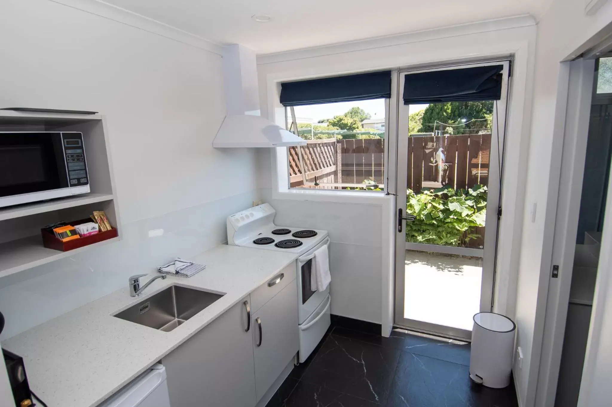 kitchen, Kitchen/Kitchenette in Middle Park Motel