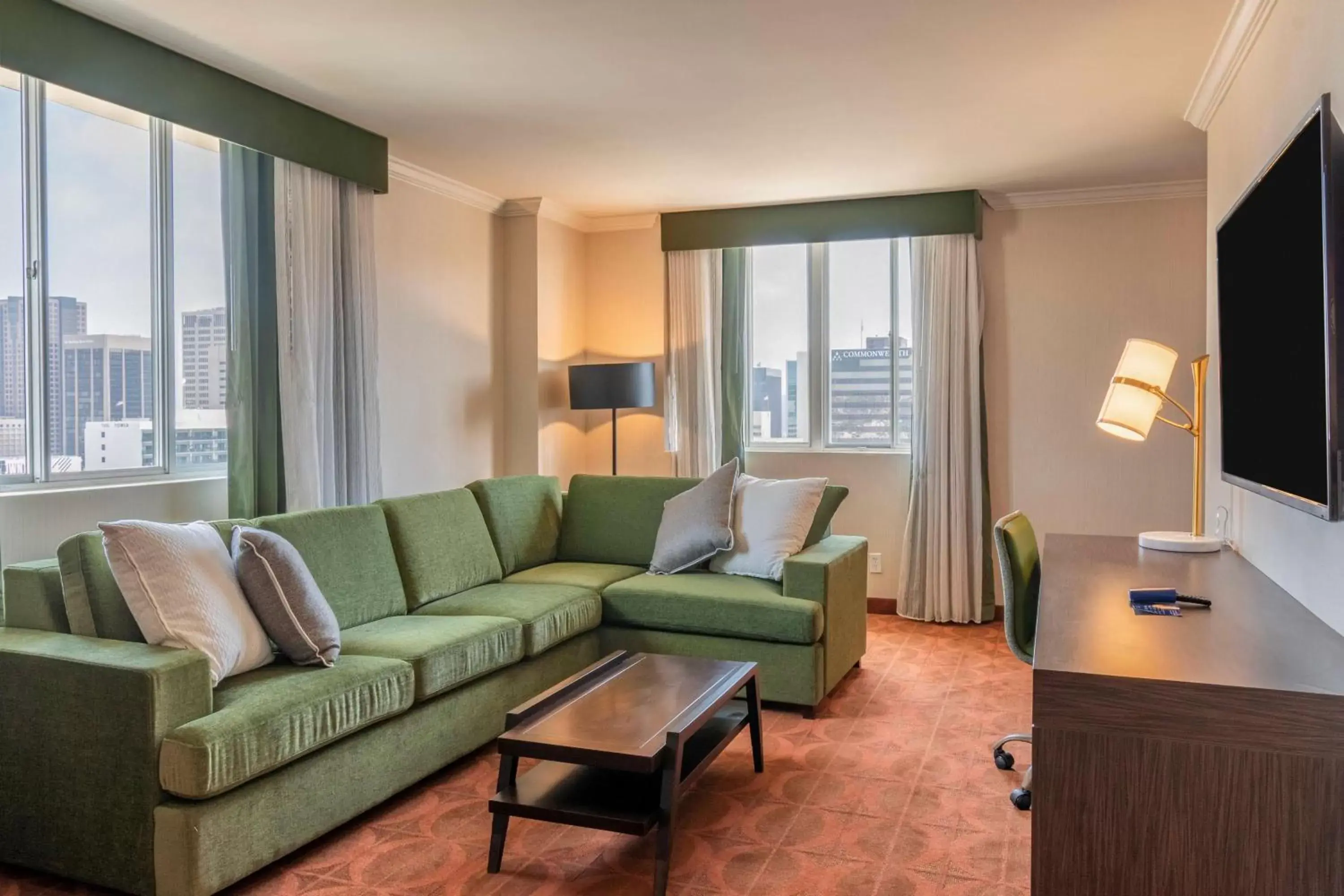 Living room, Seating Area in DoubleTree by Hilton San Diego Downtown