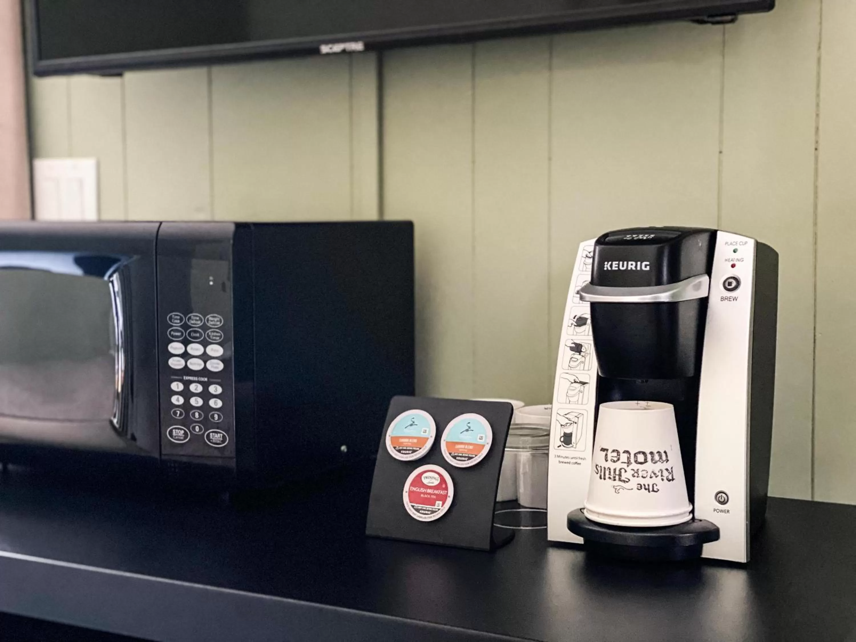 Coffee/tea facilities in The River Hills Motel - Algoma, WI - Near Door County